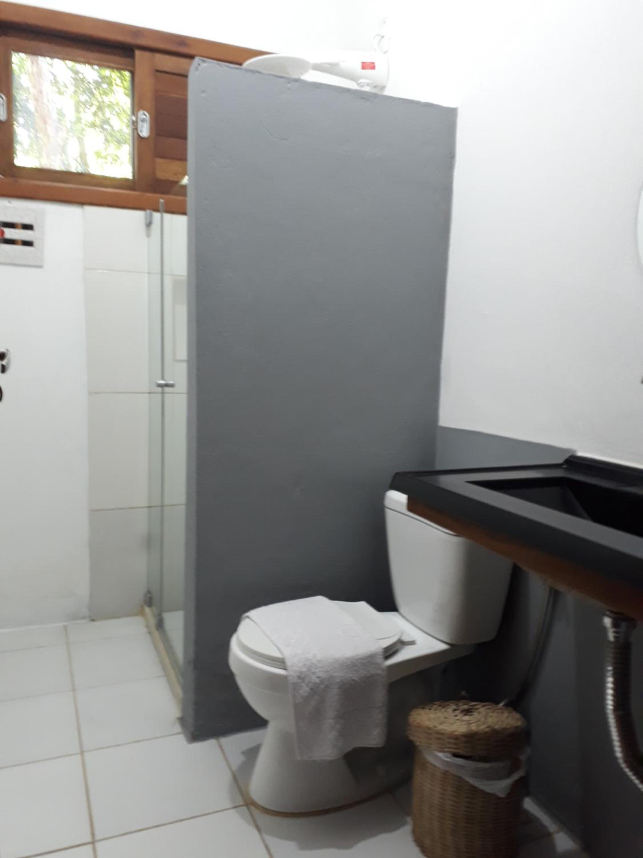 Family Room with Private Bathroom - Photo 5