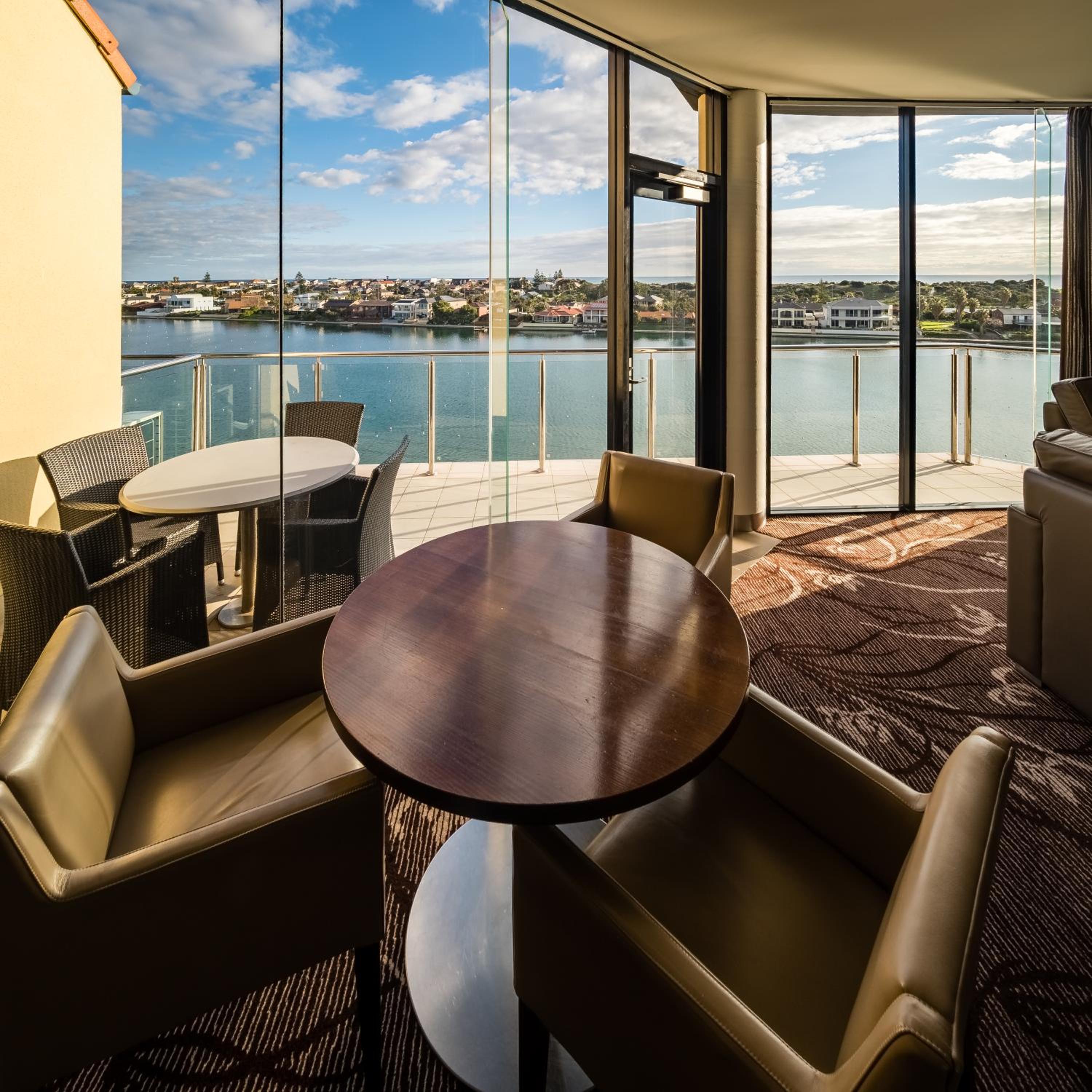 Suite with Spa Bath