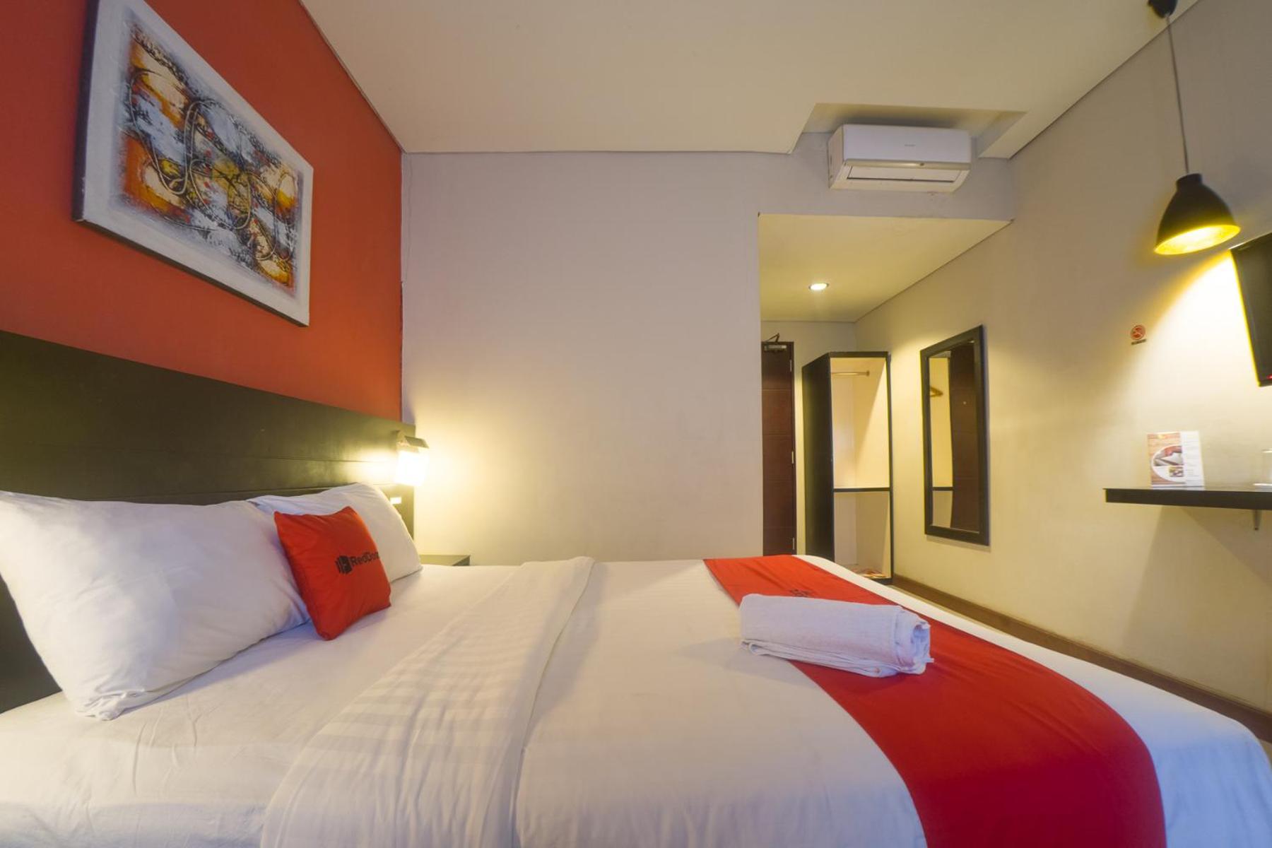 Deluxe Room - Photo 3