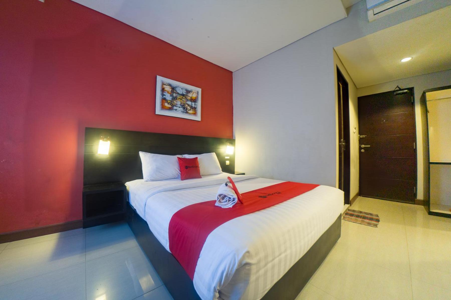 Deluxe Room - Photo 1