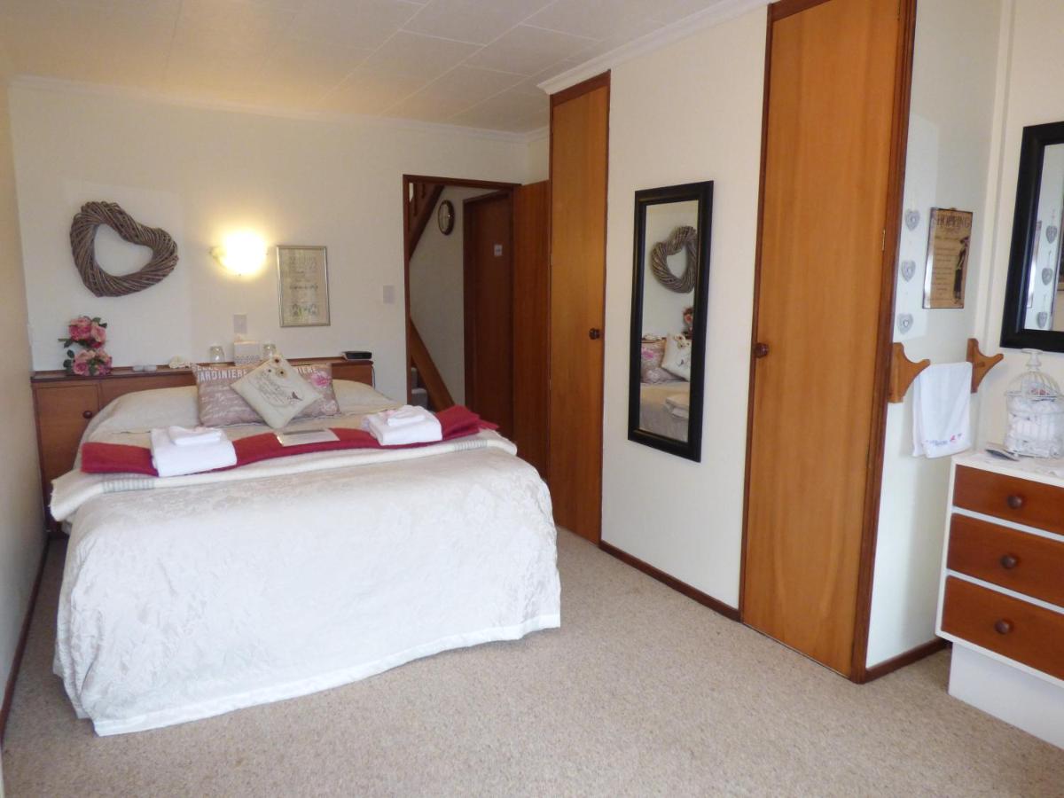 Queen Room with Garden View photo 2