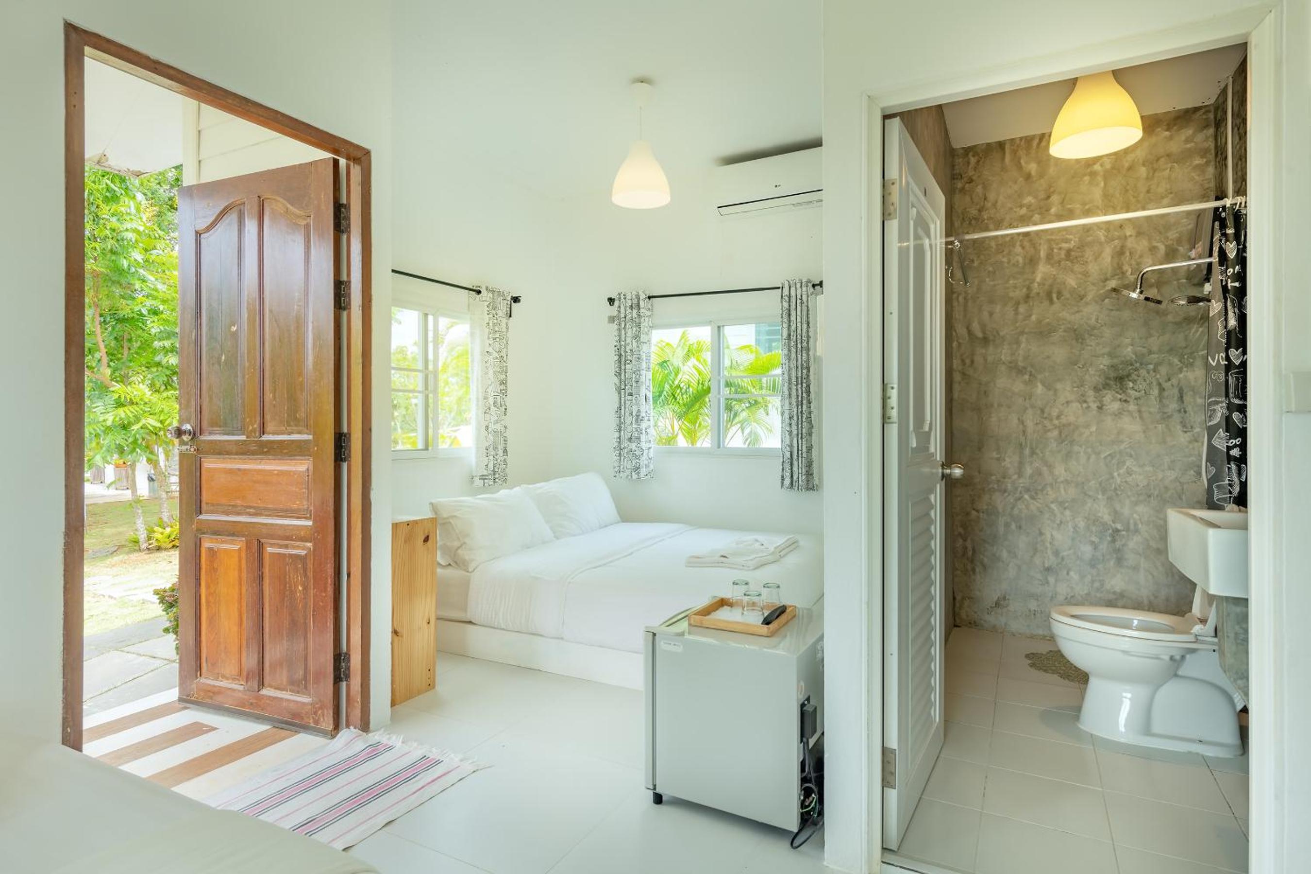Superior Villa photo 2