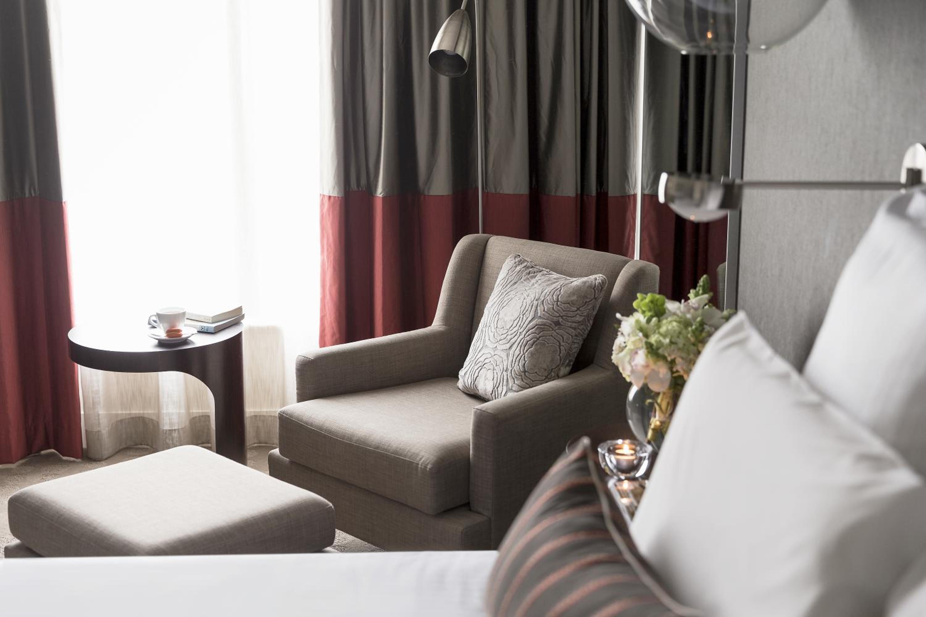 Superior Room with Lake View