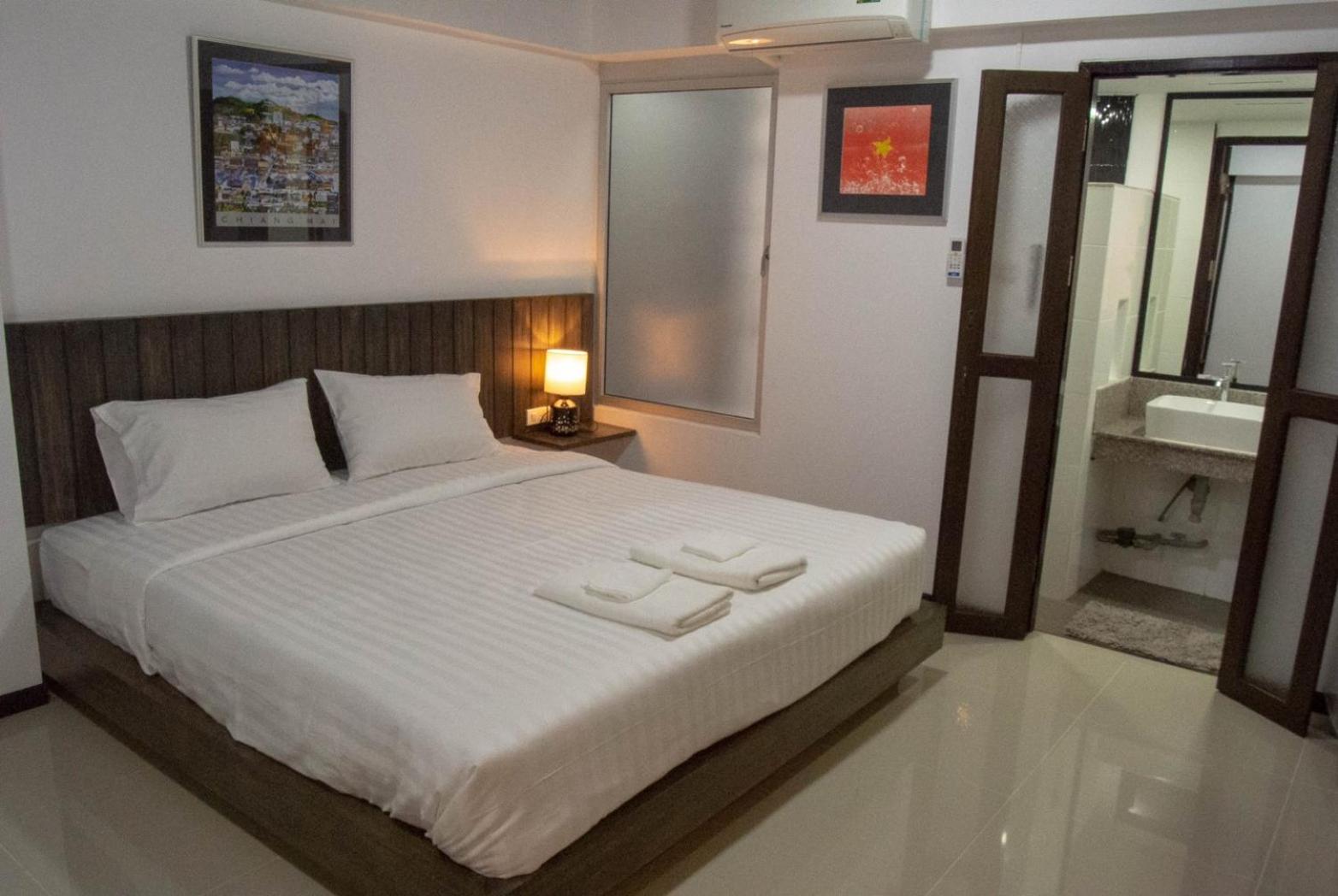 Standard Double Room - Photo 3