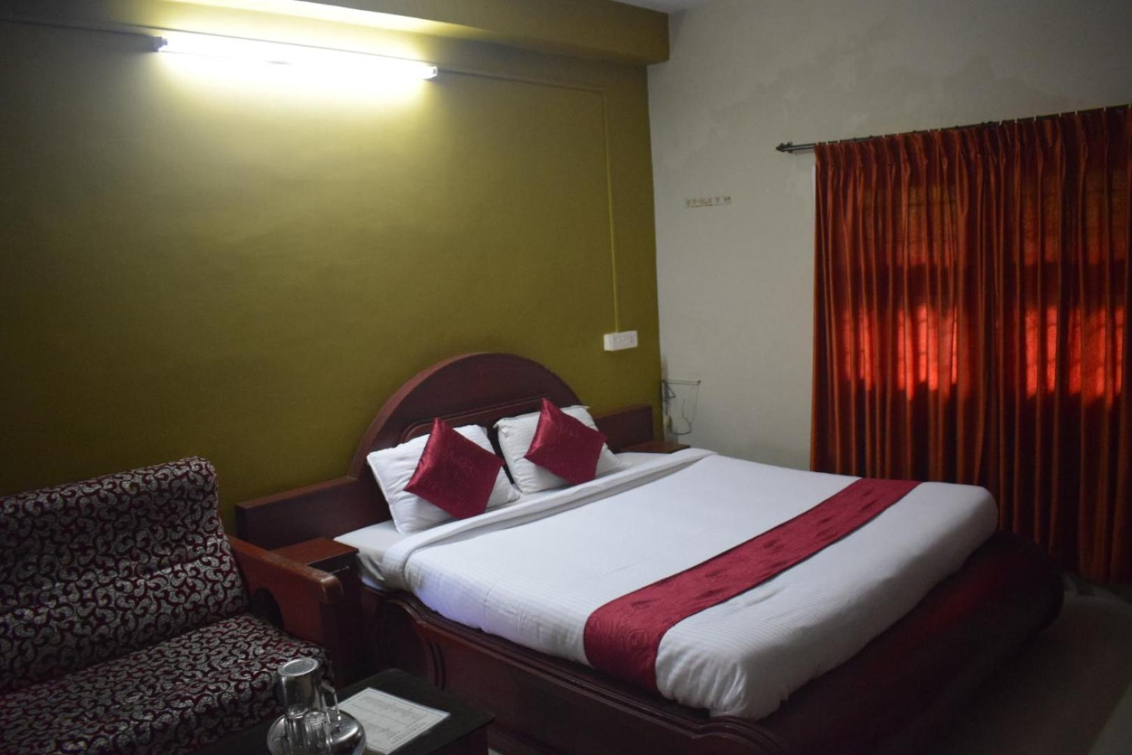 Super Deluxe Double Room - Photo 10