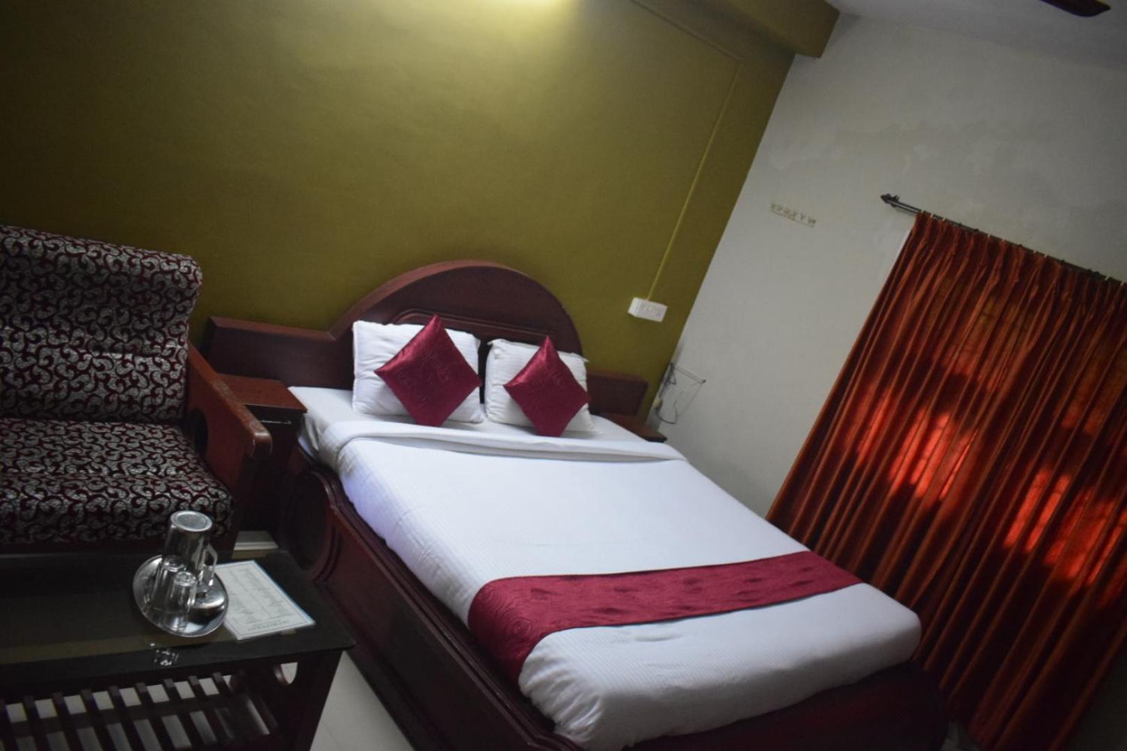 Super Deluxe Double Room - Photo 2