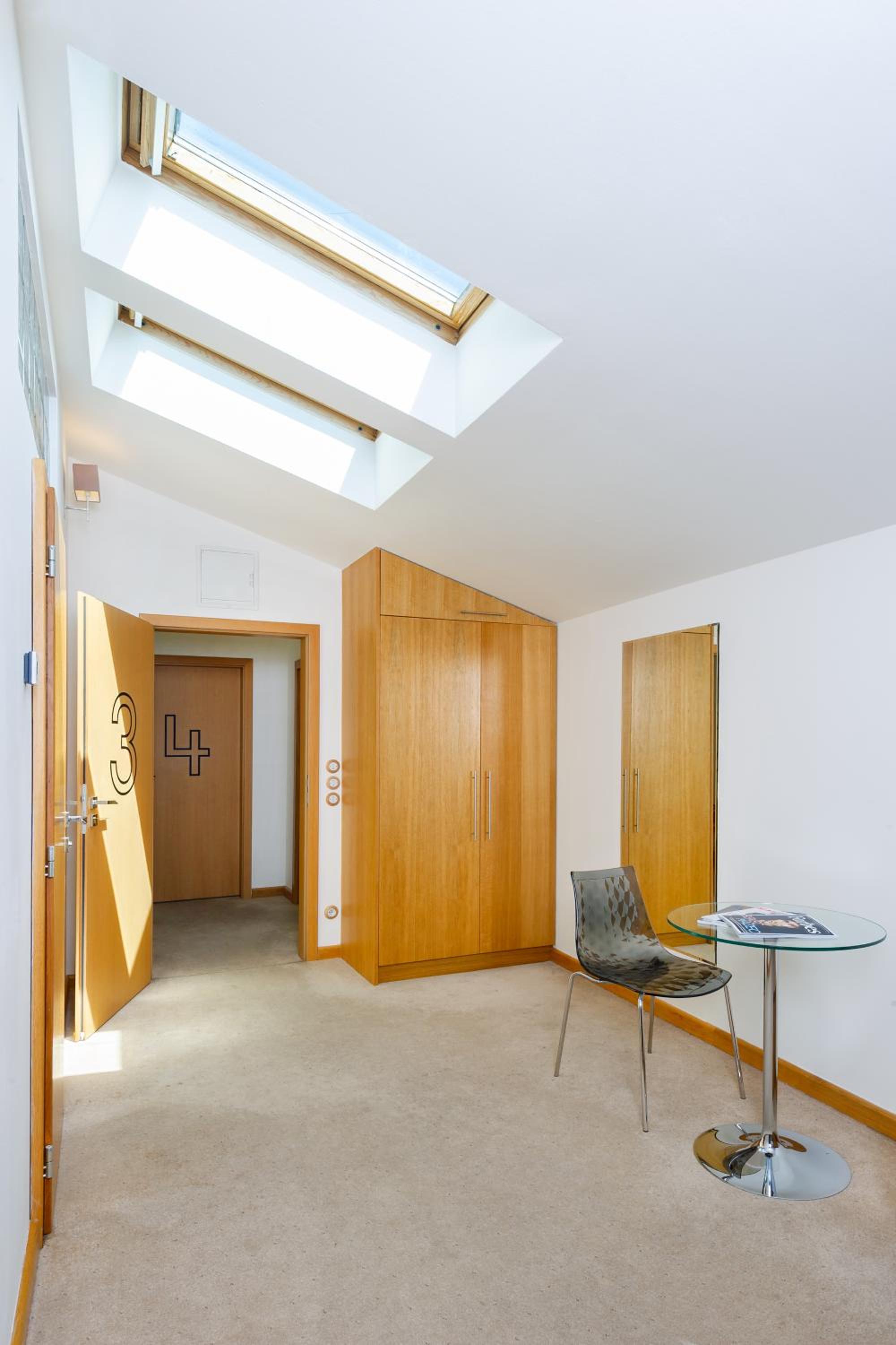 One-Bedroom Apartment - Photo 10