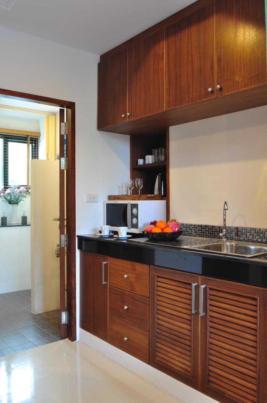 Deluxe Queen Suite - Photo 4