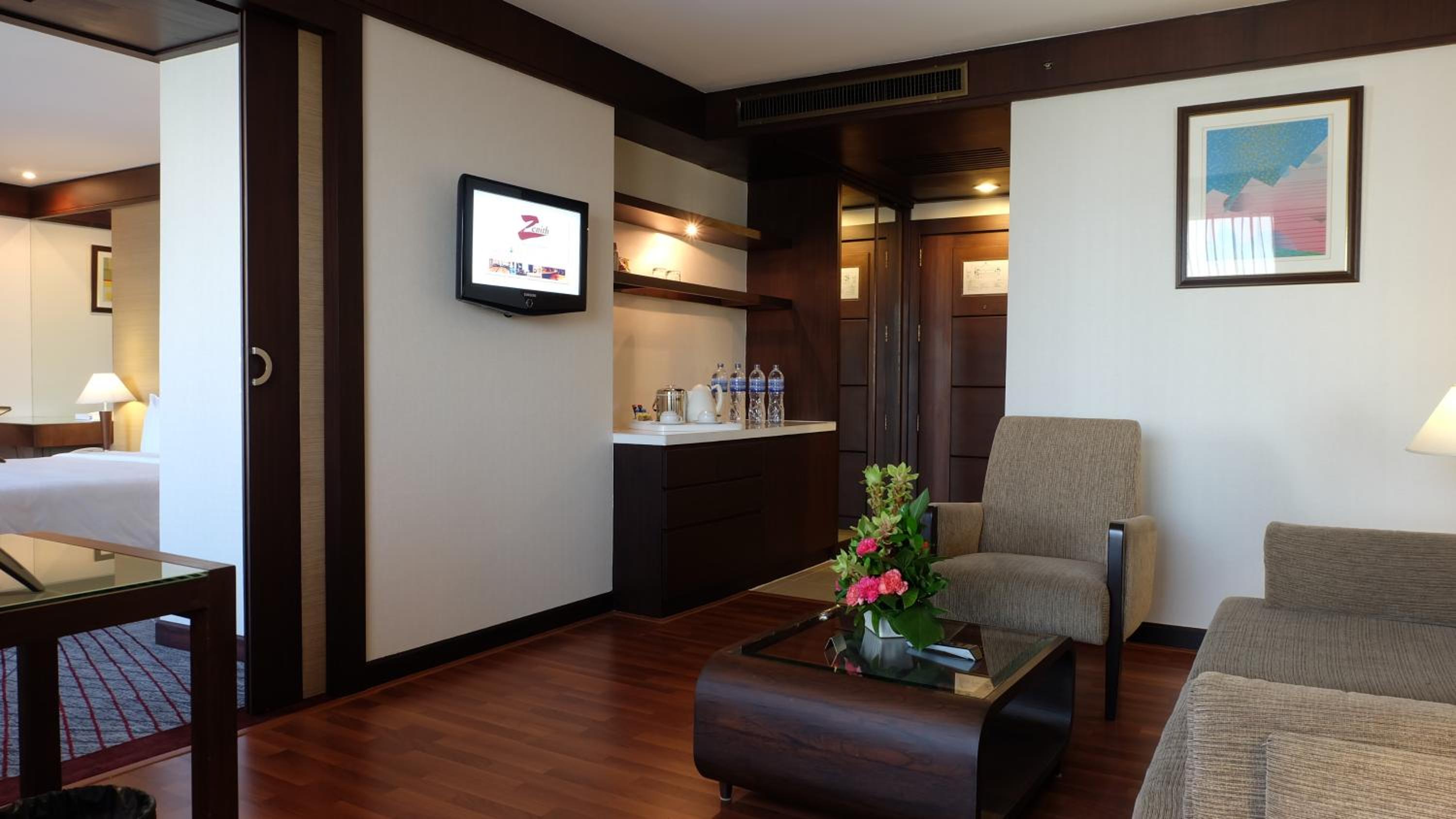 Executive Suite photo 3
