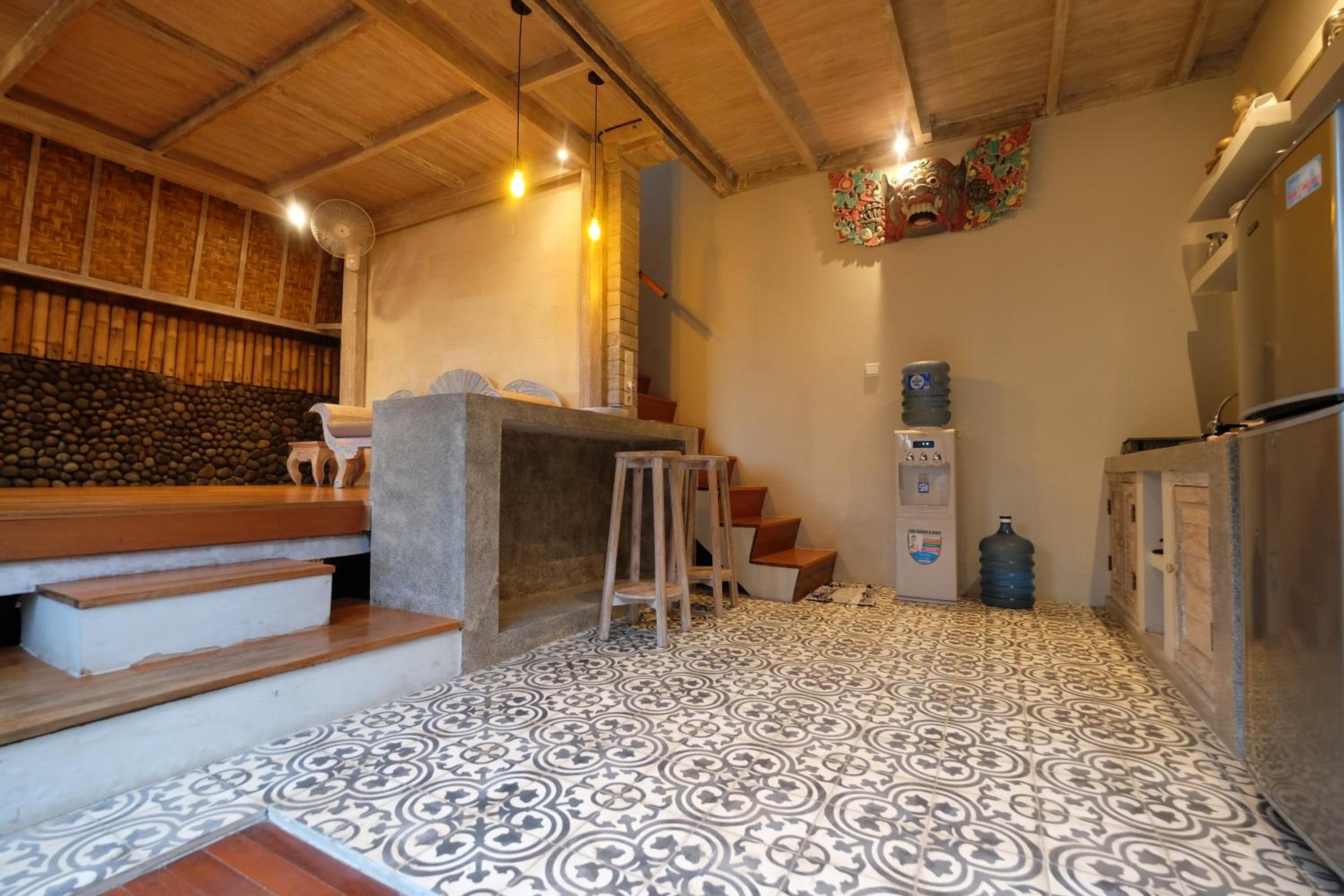 Villa with Private Pool - Photo 63