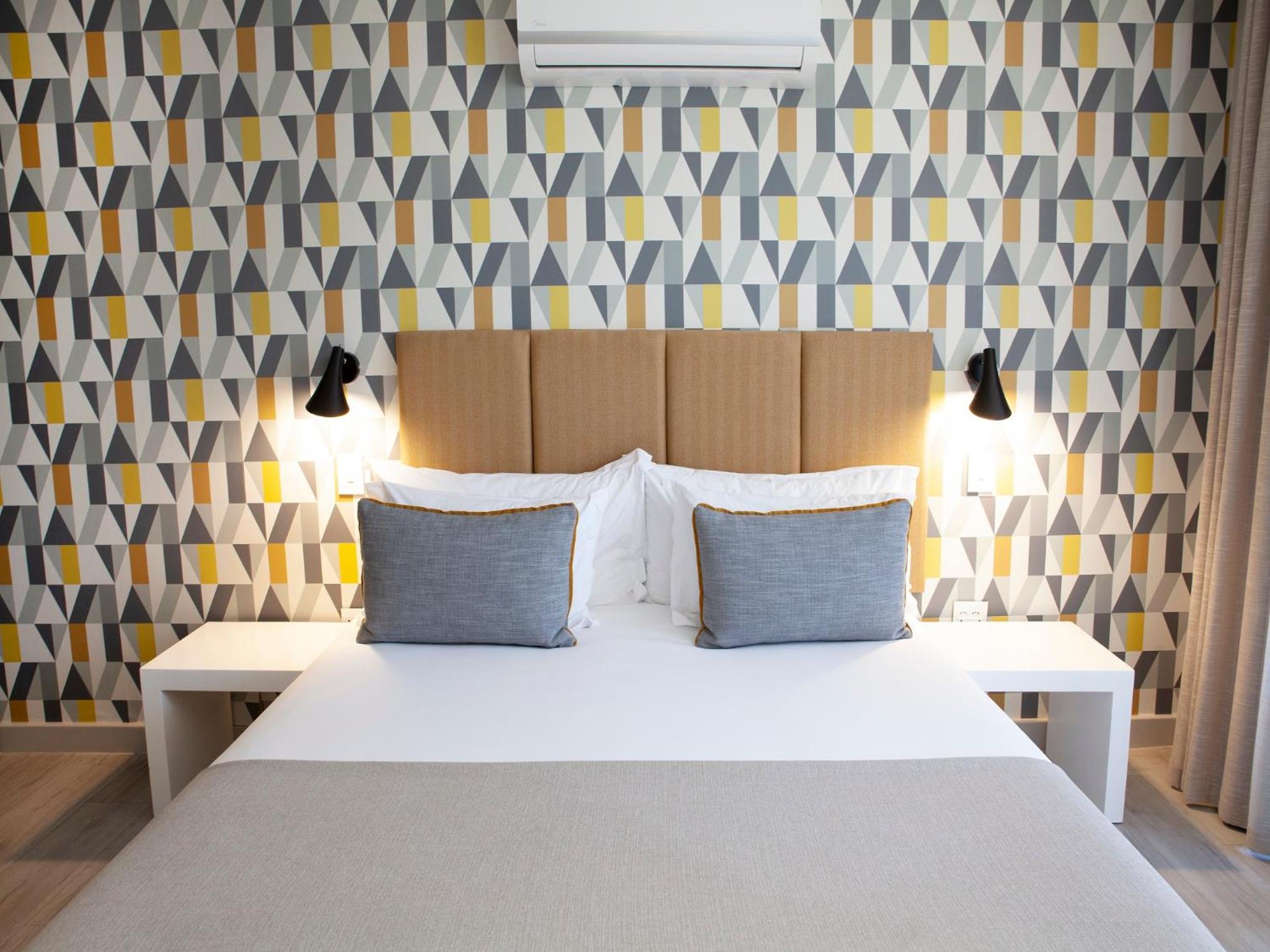 Superior King Room - Photo 7