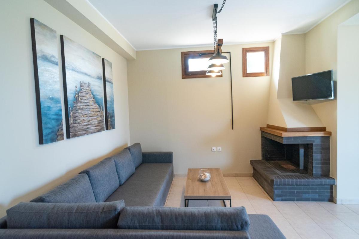 One-Bedroom House photo 2