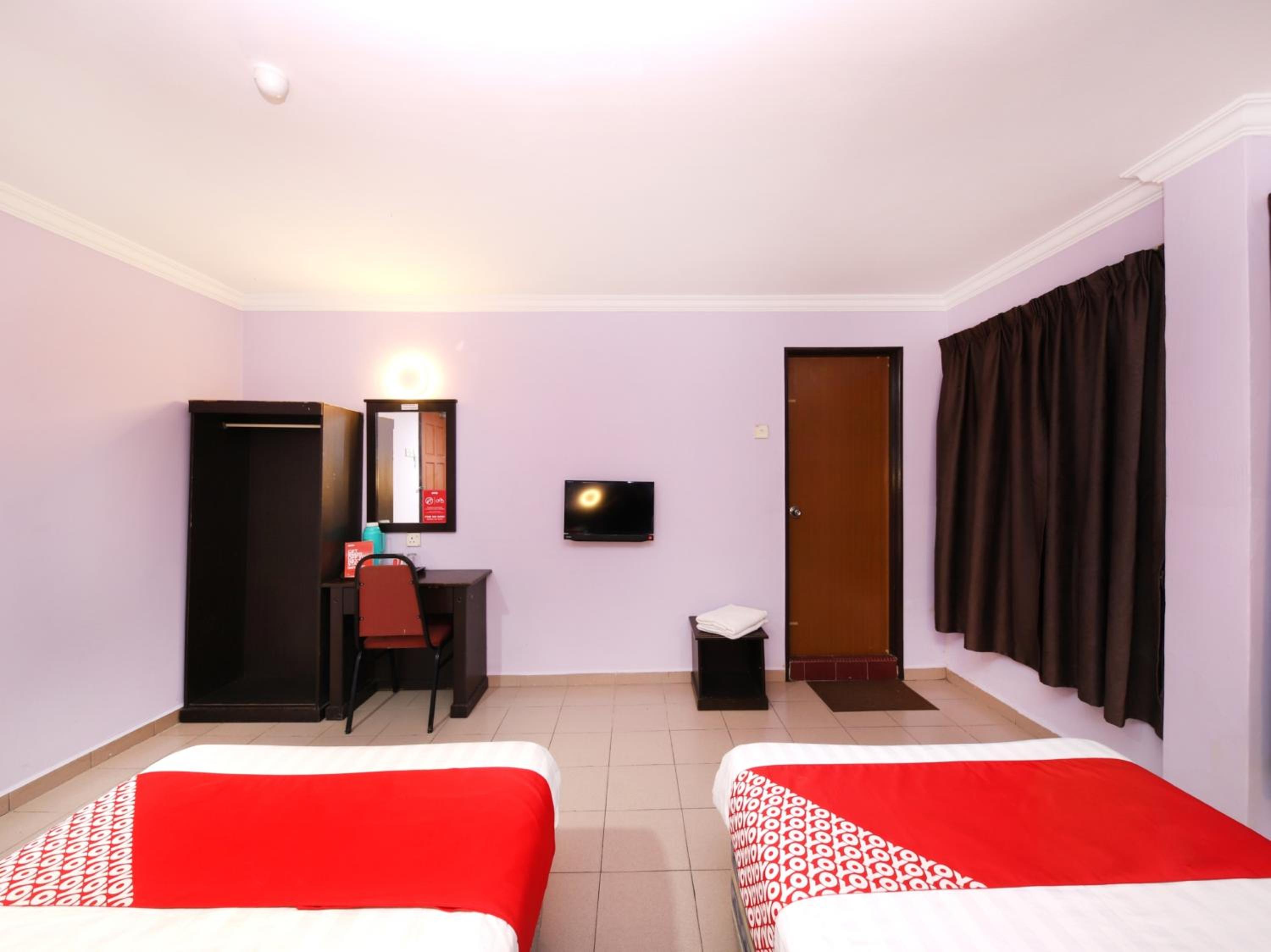 Standard Twin Room photo 1