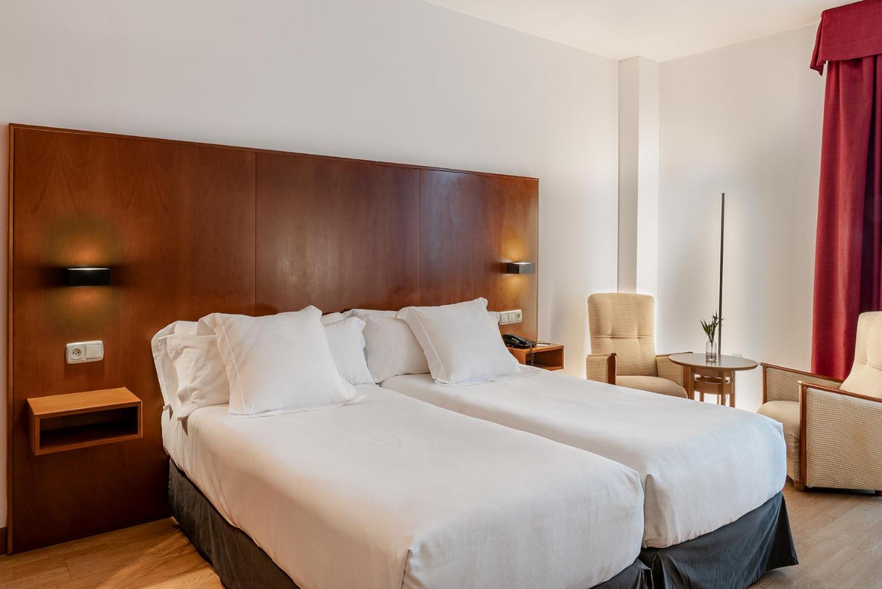 Habitación Doble o con Dos Camas