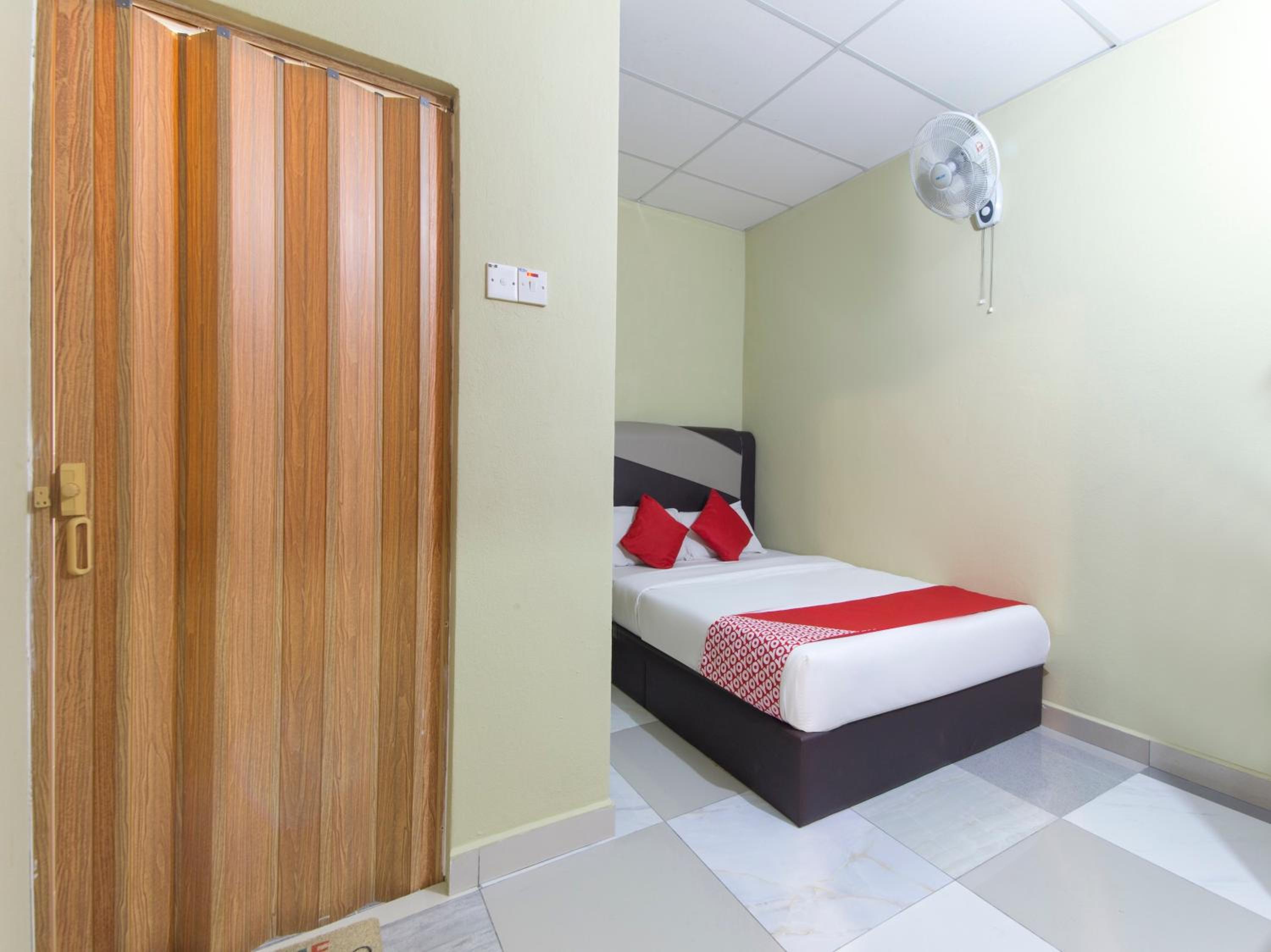 Standard Double Room photo 2