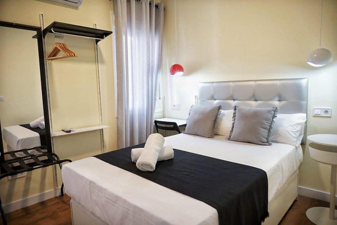 Standard Double Room - Photo 1