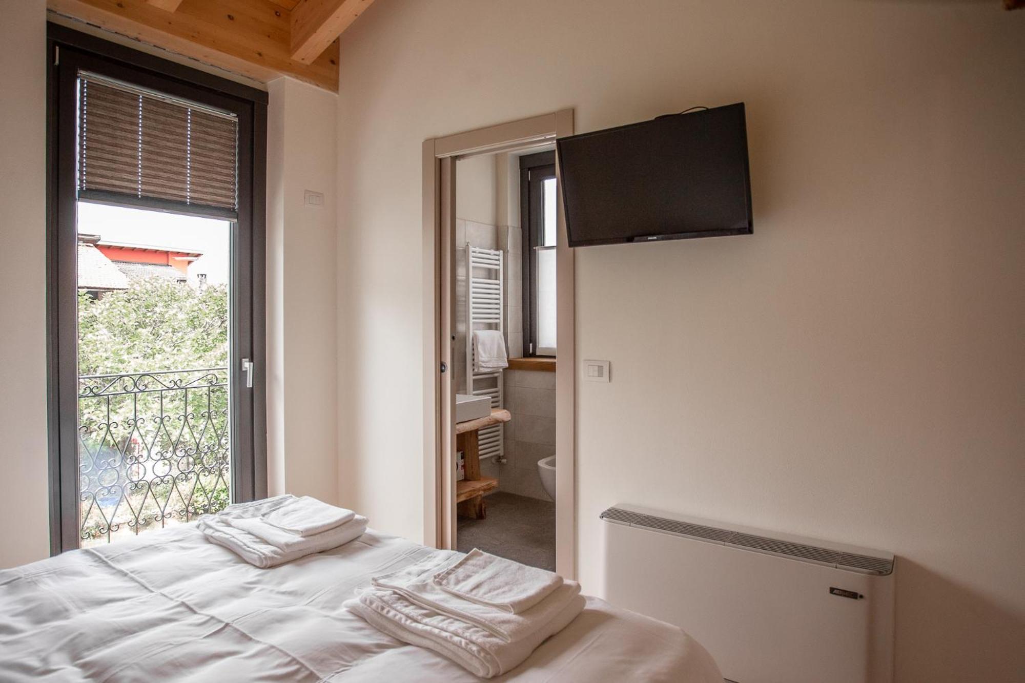 Double Room - Photo 4