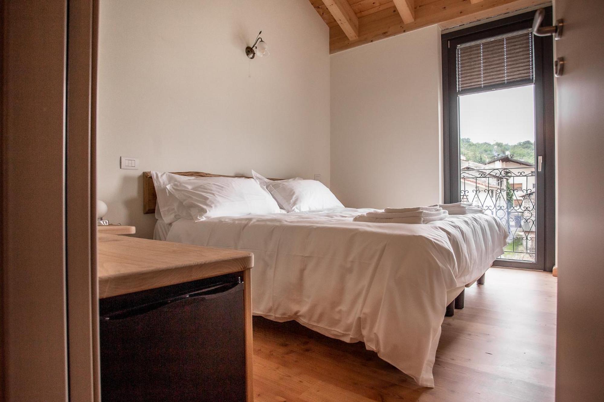 Double Room - Photo 1