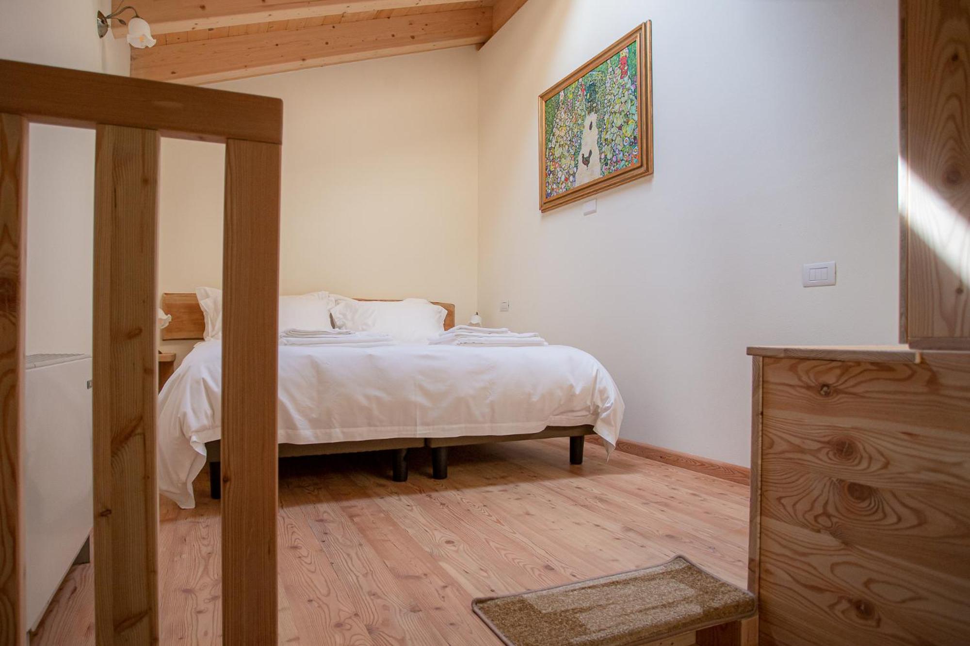 Queen Room with Garden View - Photo 1