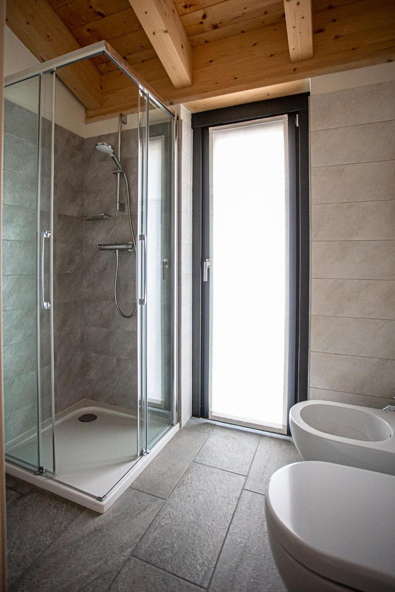 Queen Room with Garden View - Photo 6