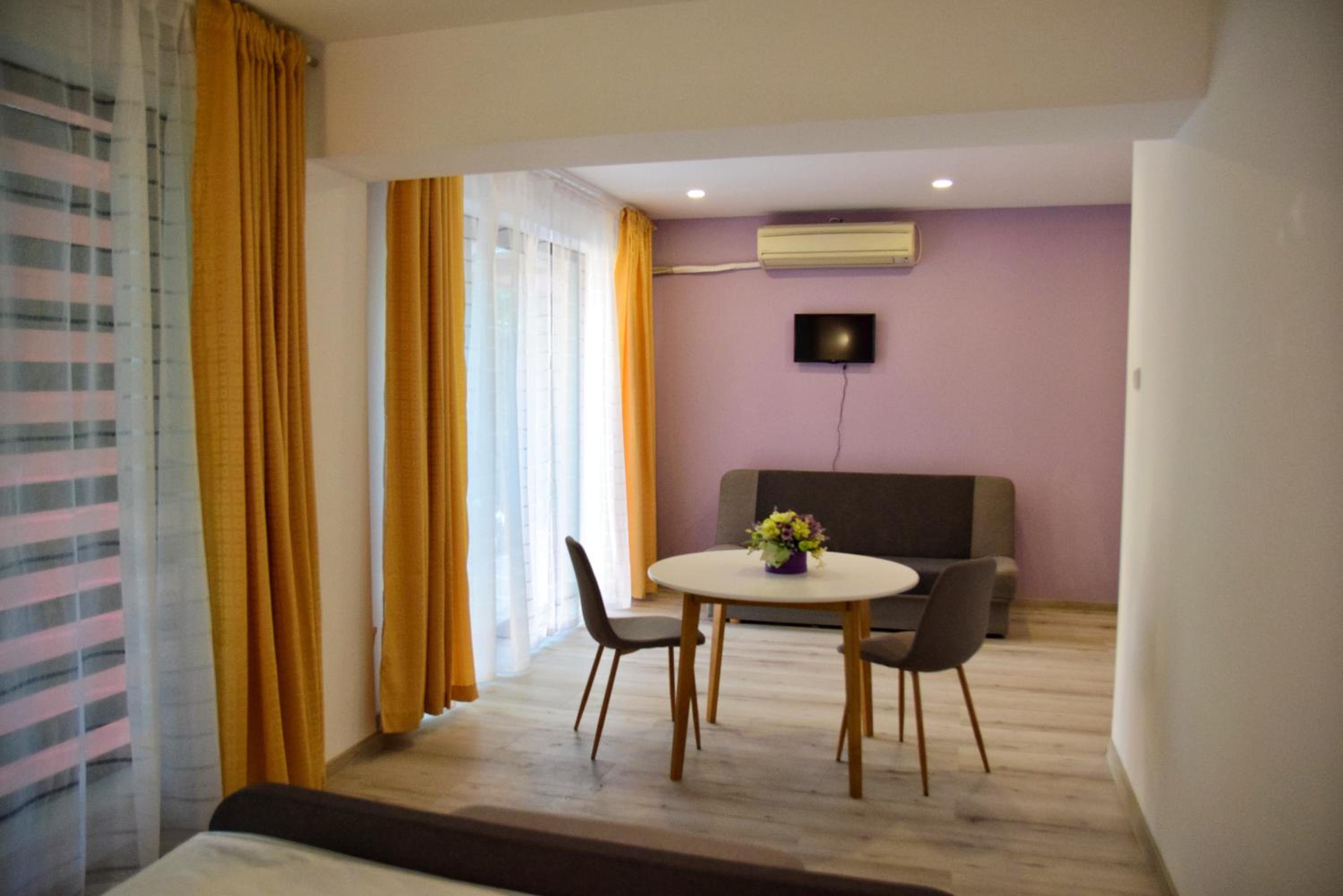 Family Suite with Balcony photo 3