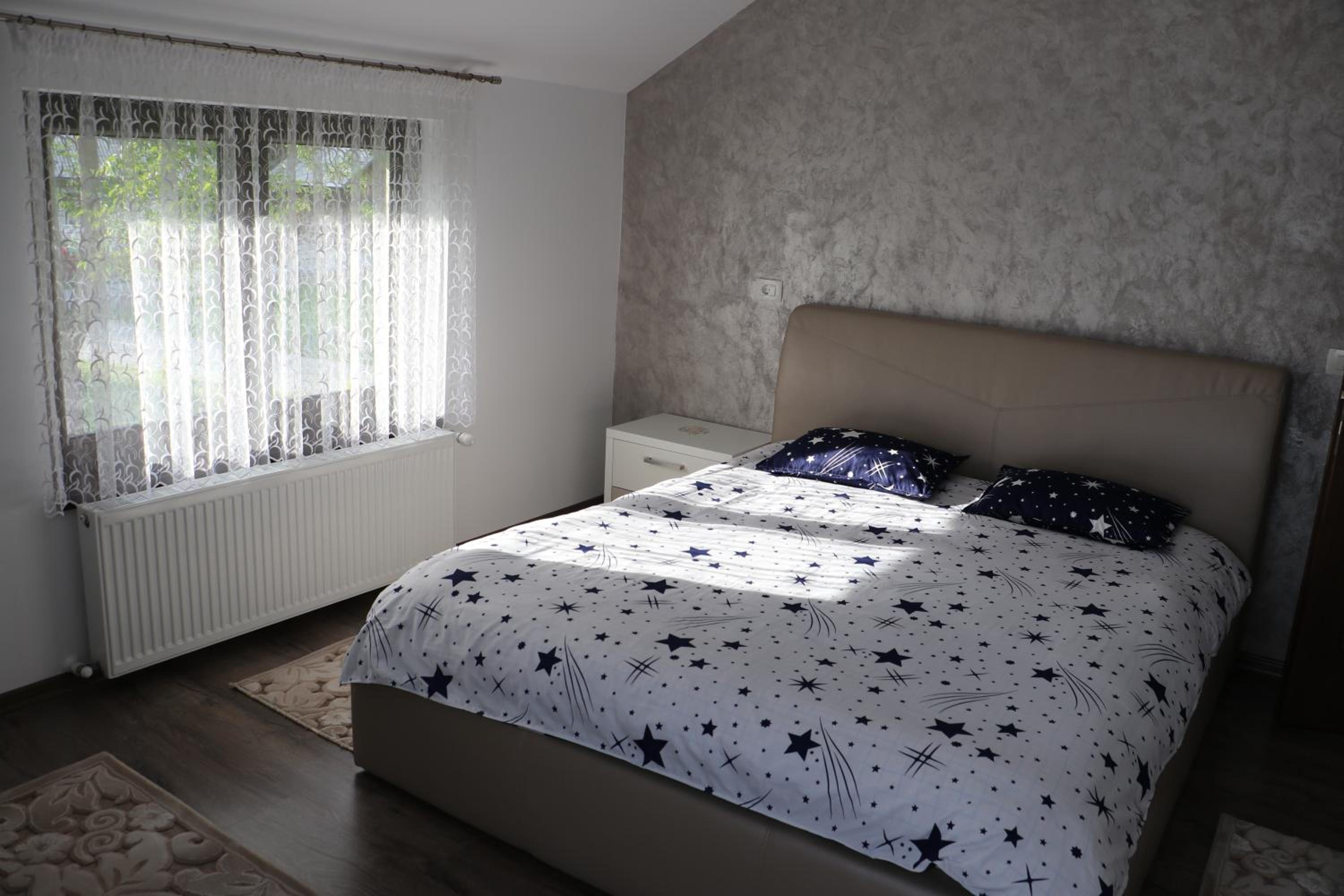 Double Room with Private Bathroom photo 3