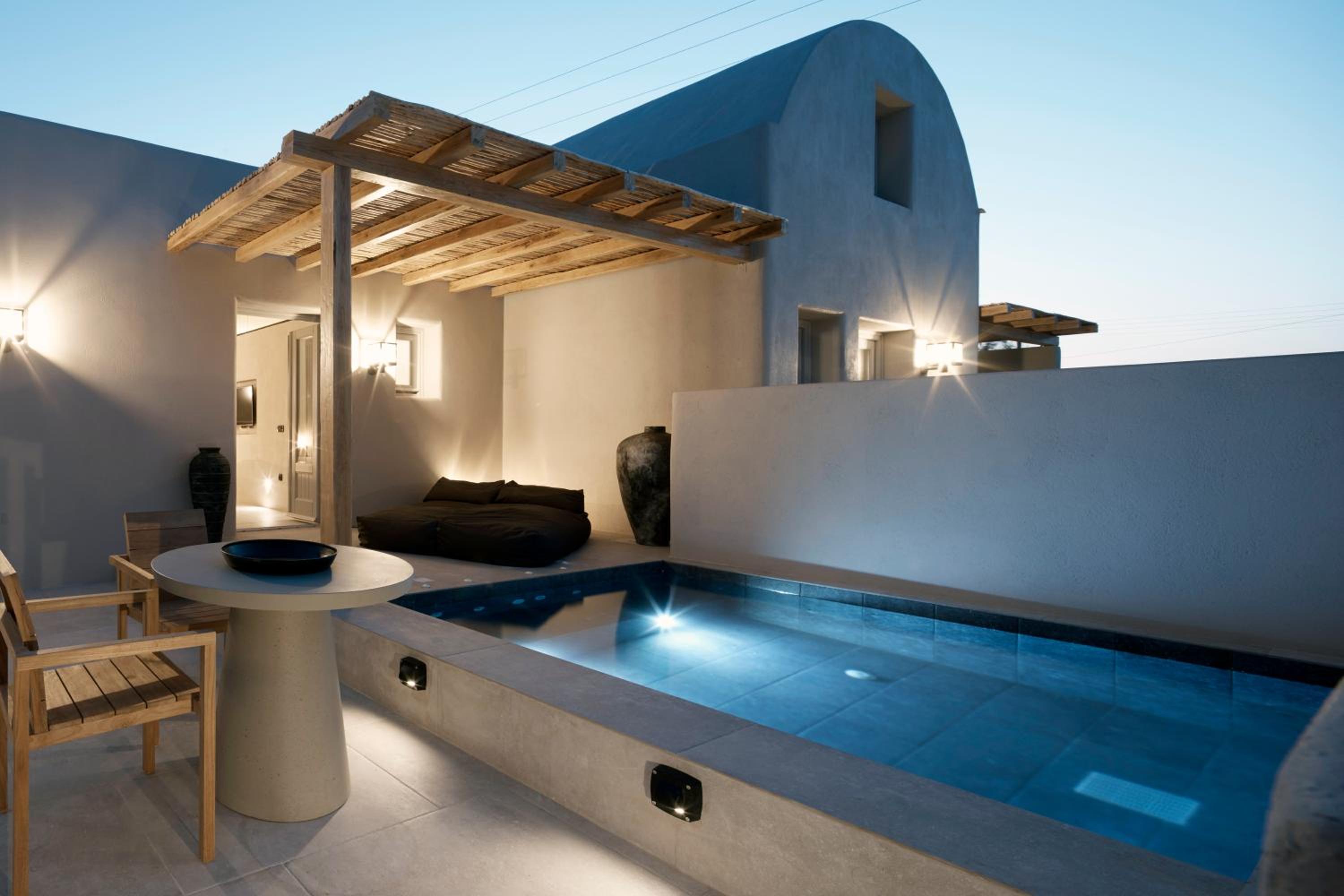 Superior Suite with Private Plunge Pool - Photo 4