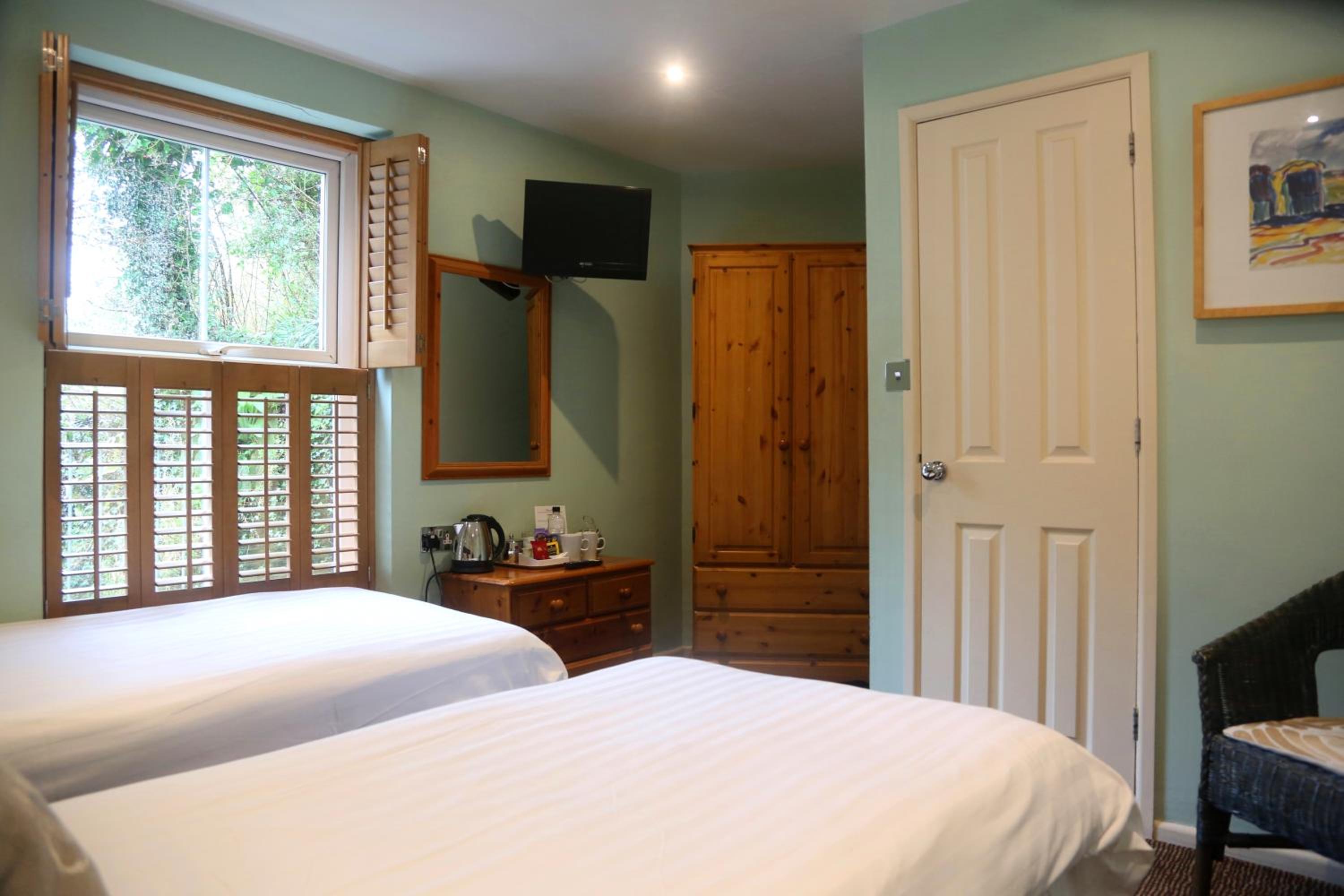 Standard Twin Room photo 1