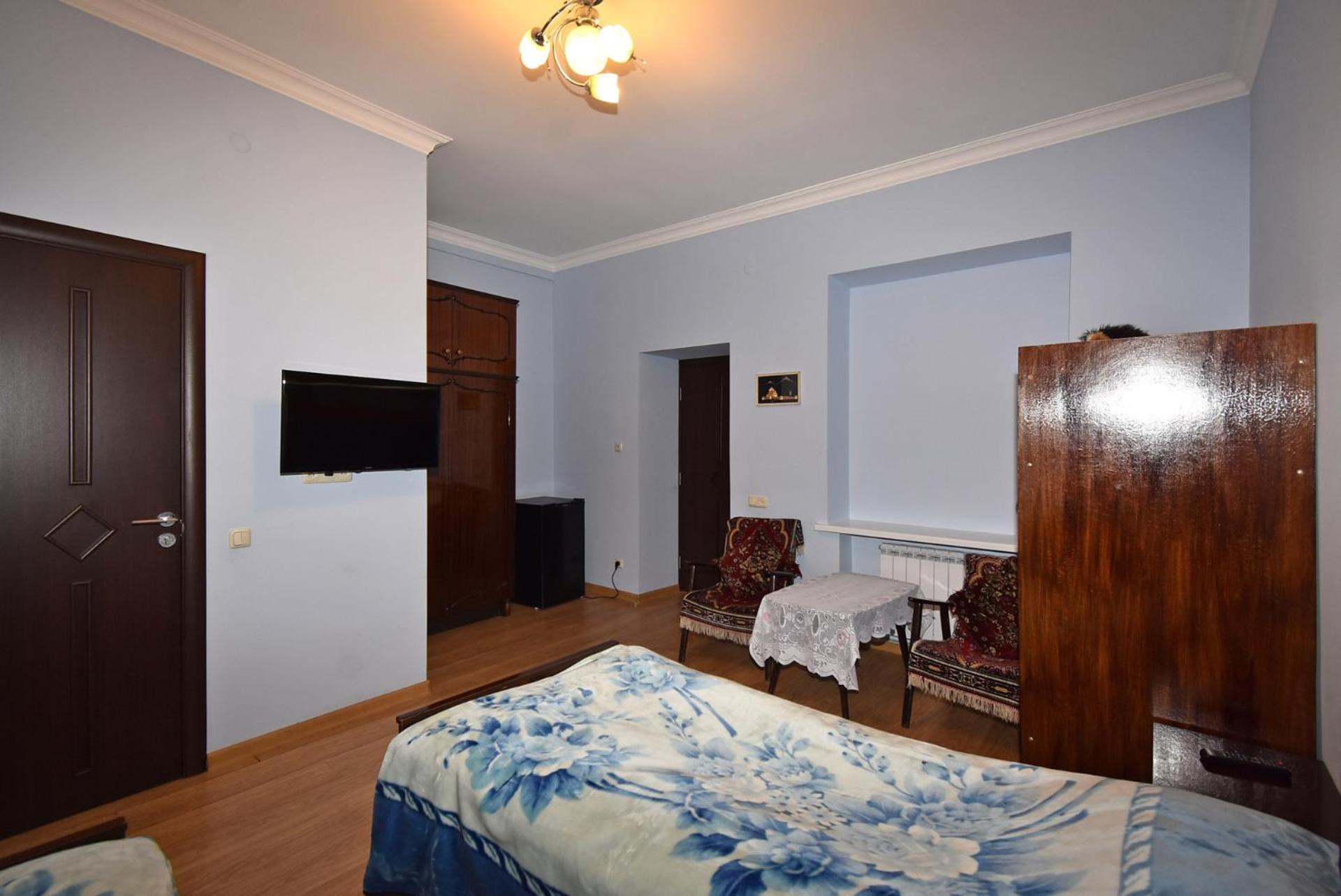 Twin Room with Shower photo 3