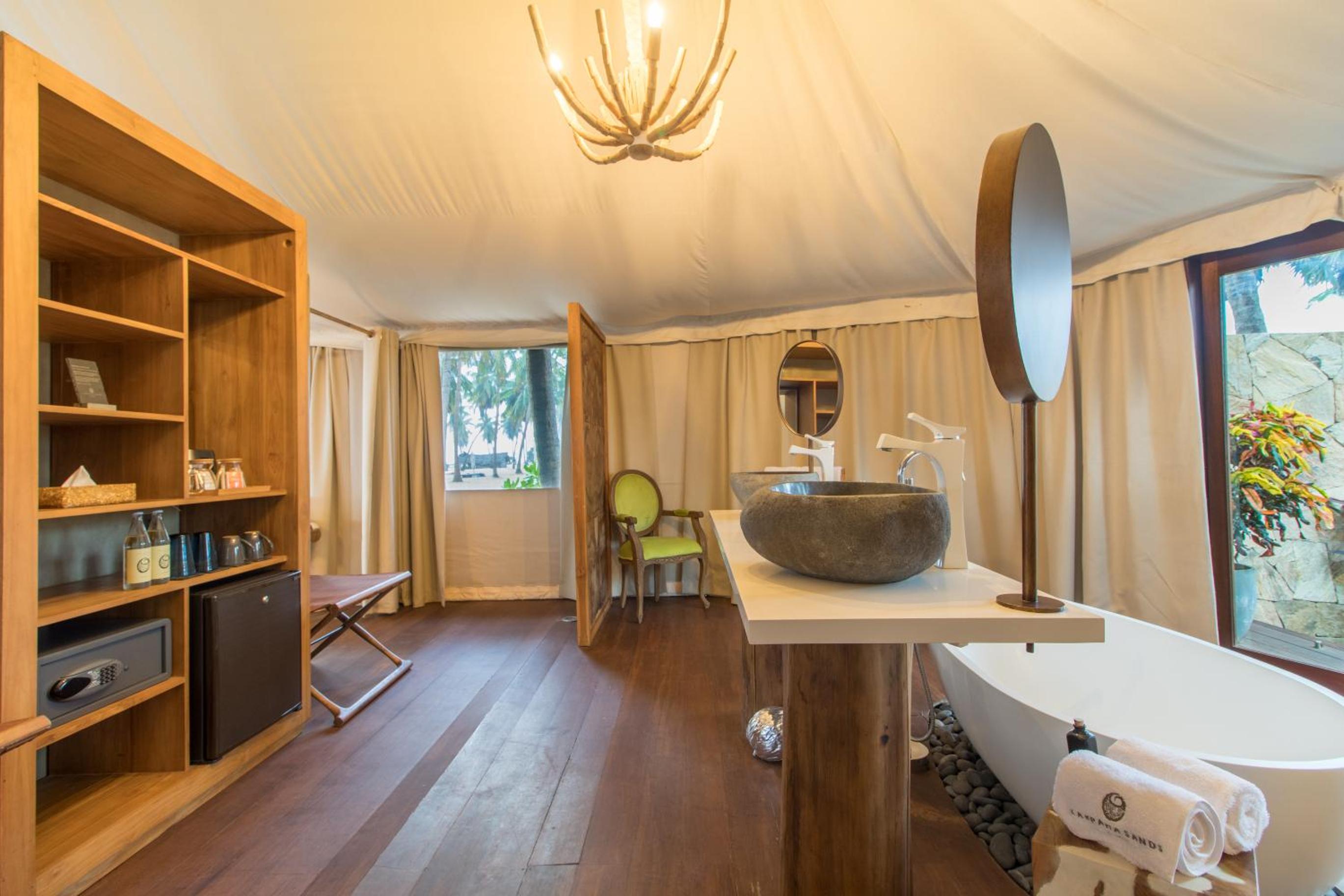 Beachfront Suite
