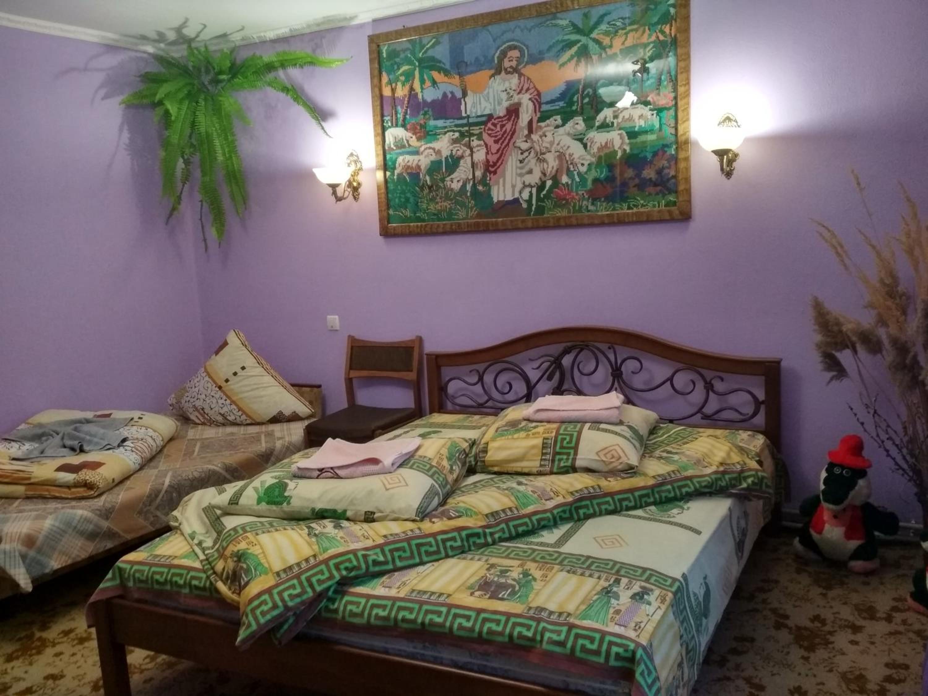 Deluxe Double Room (2 Adults + 1 Child) photo 2