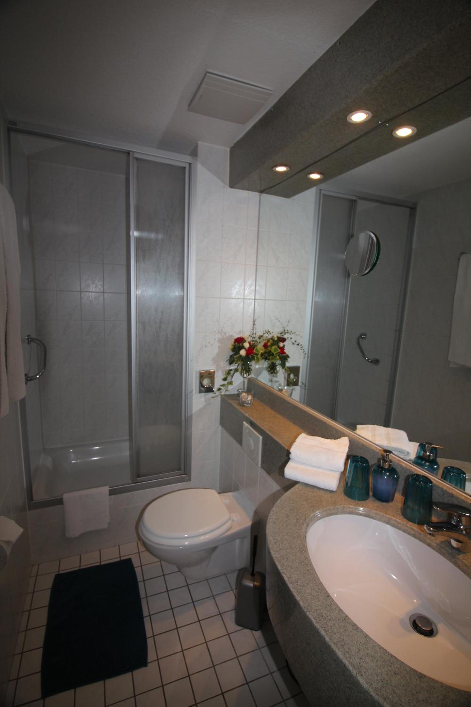 Double Room - Photo 4