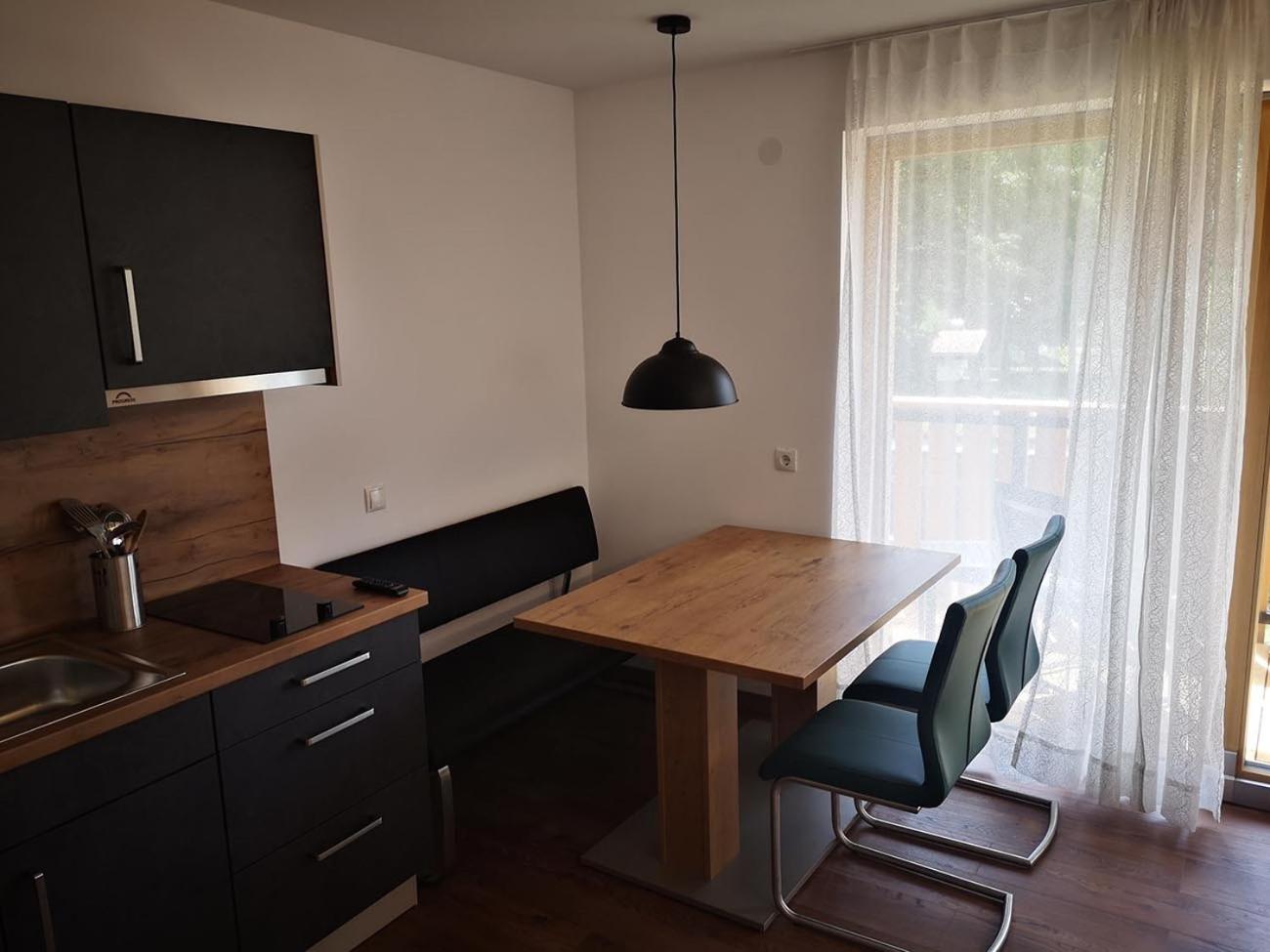 Apartment with Balcony - Photo 6