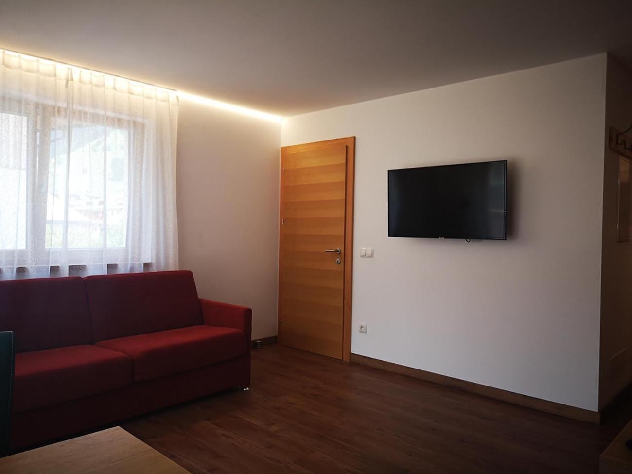 Apartment with Balcony - Photo 1