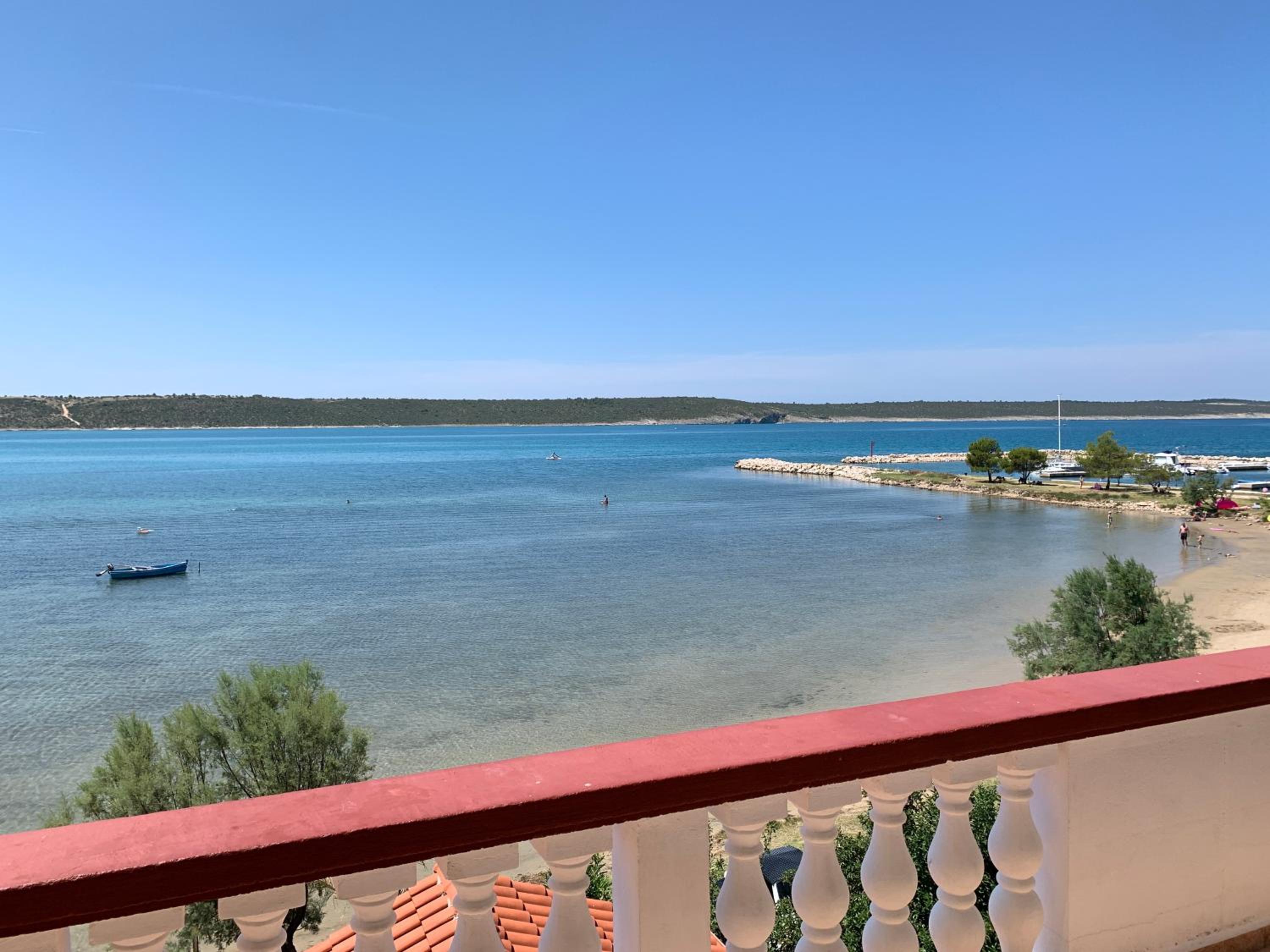 Apartment with Sea View - Photo 2