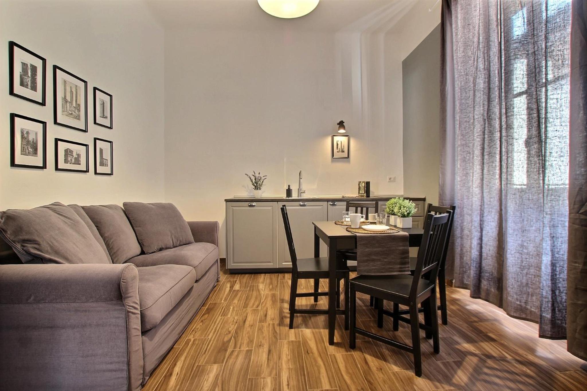One-Bedroom Apartment photo 3