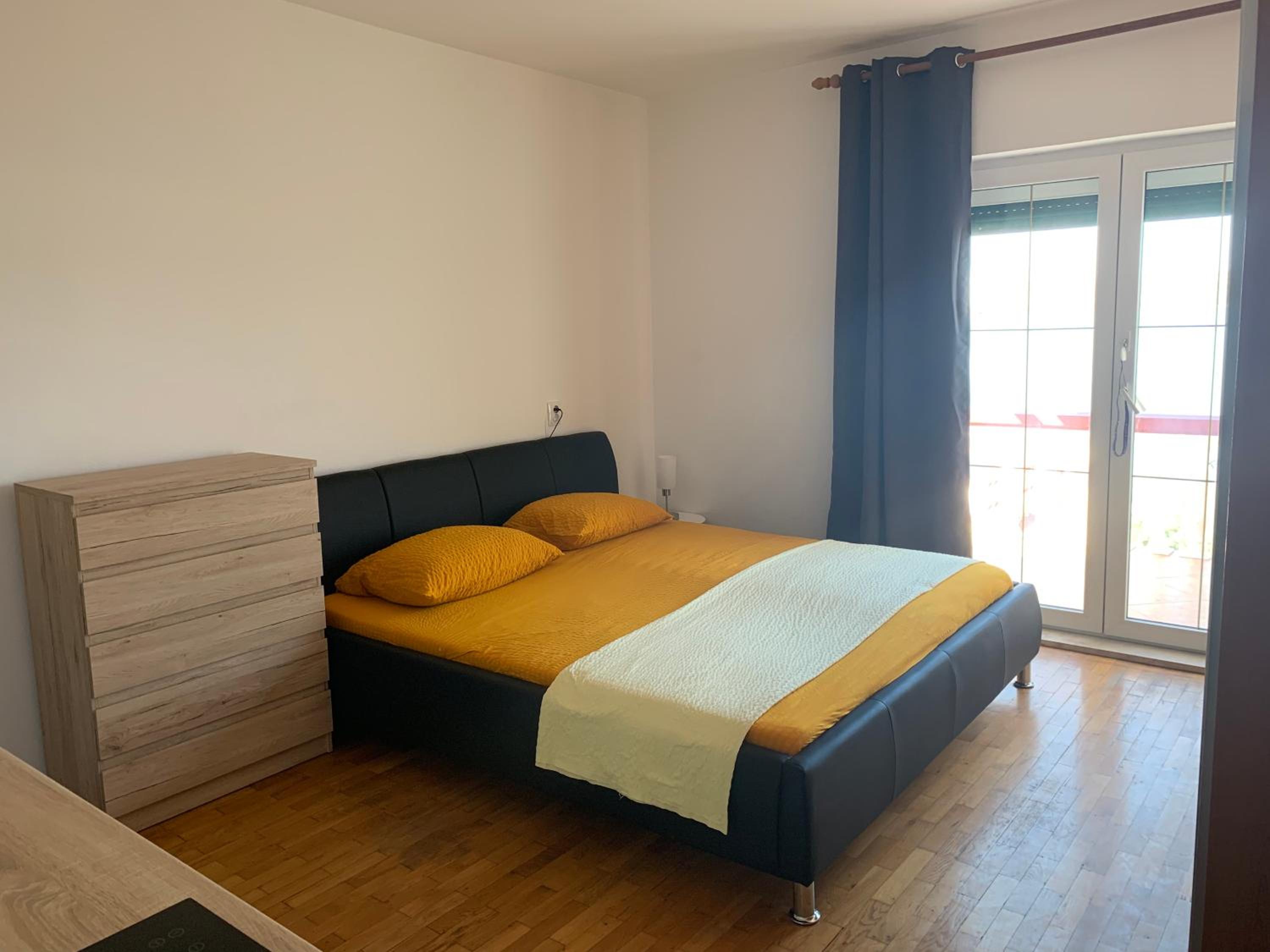 Apartment with Sea View - Photo 1