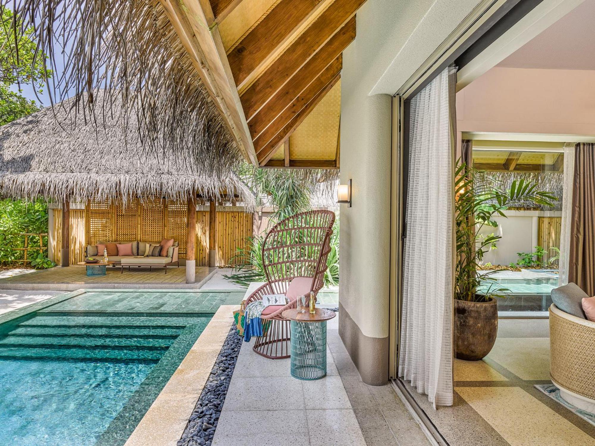 Beach Villa with Pool photo 2