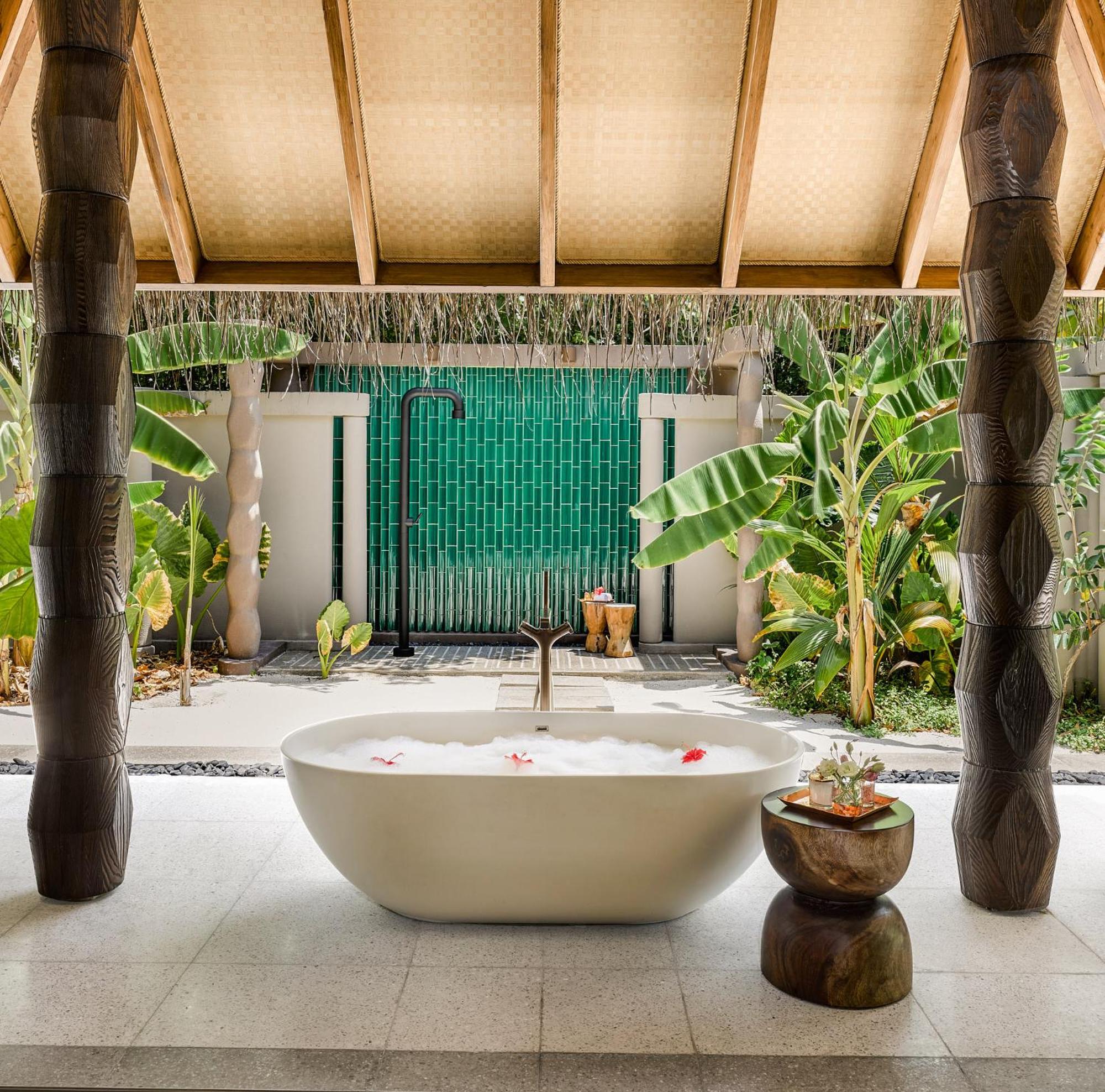 Beach Villa with Pool photo 3