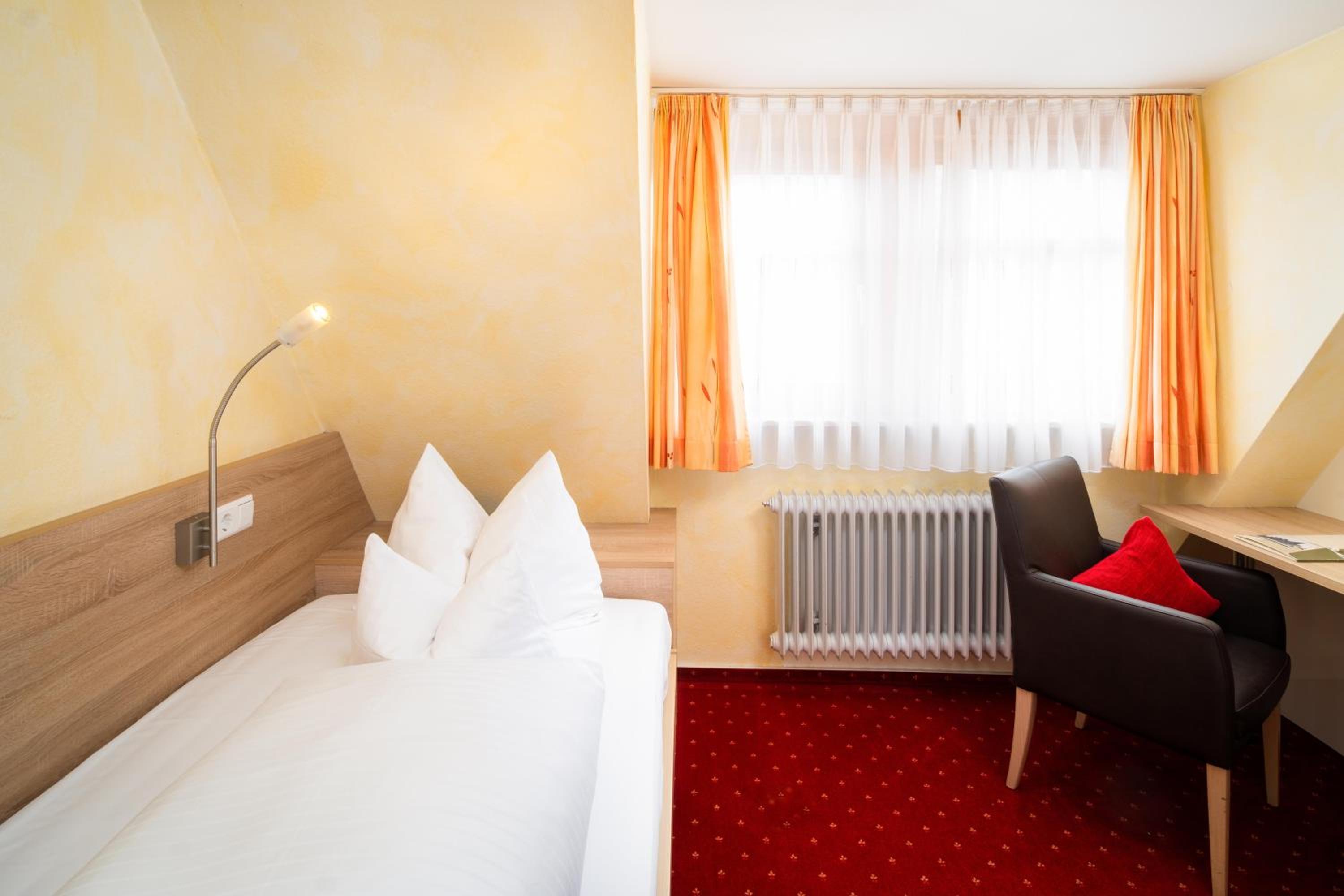 Comfort Single Room