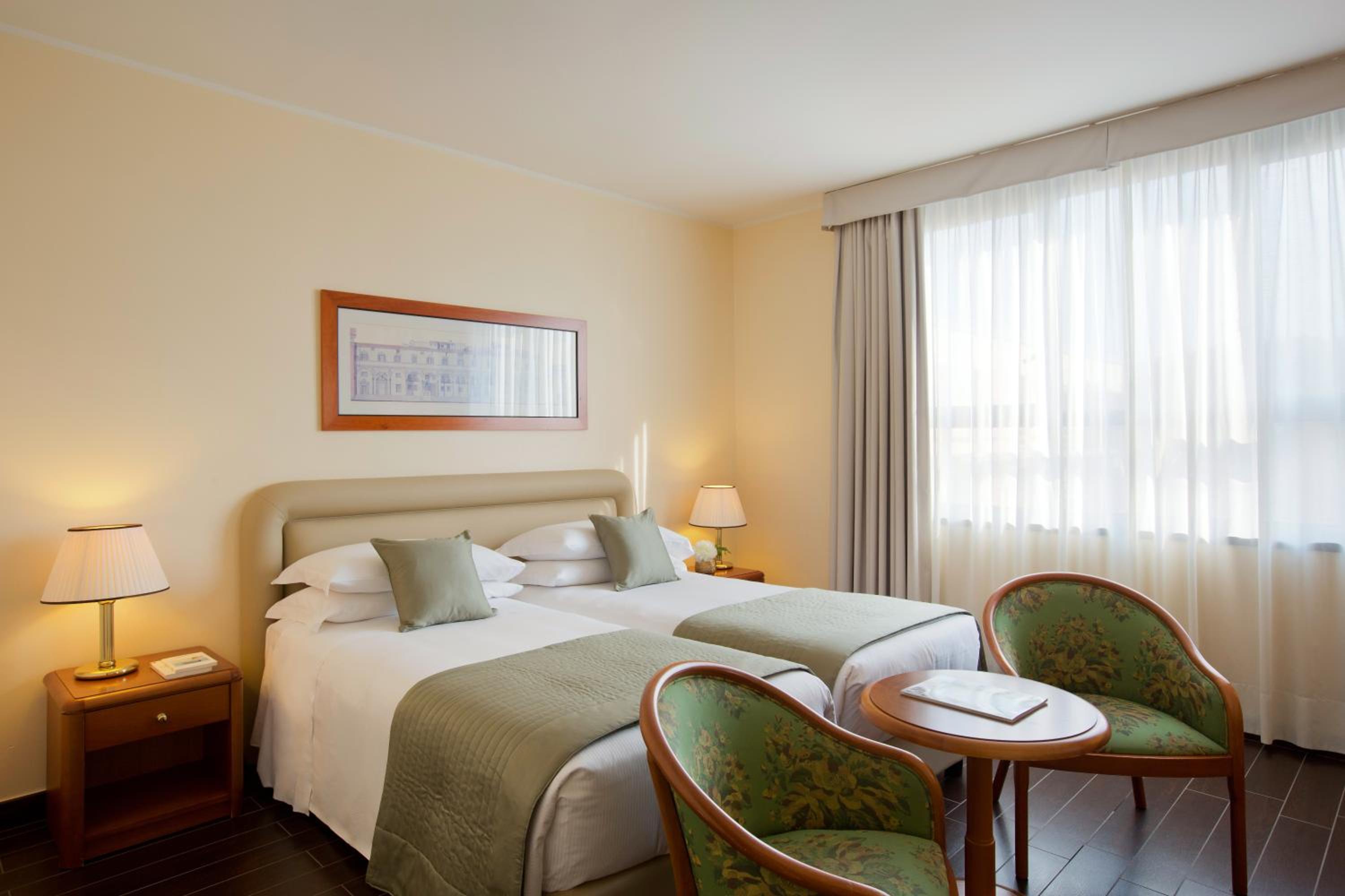 Superior Double or Twin Room - Photo 4