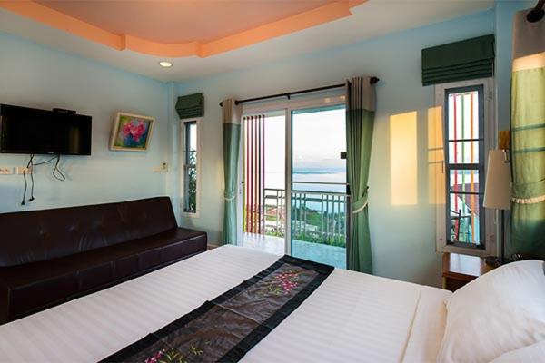 Double Room with Mountain View - Photo 8