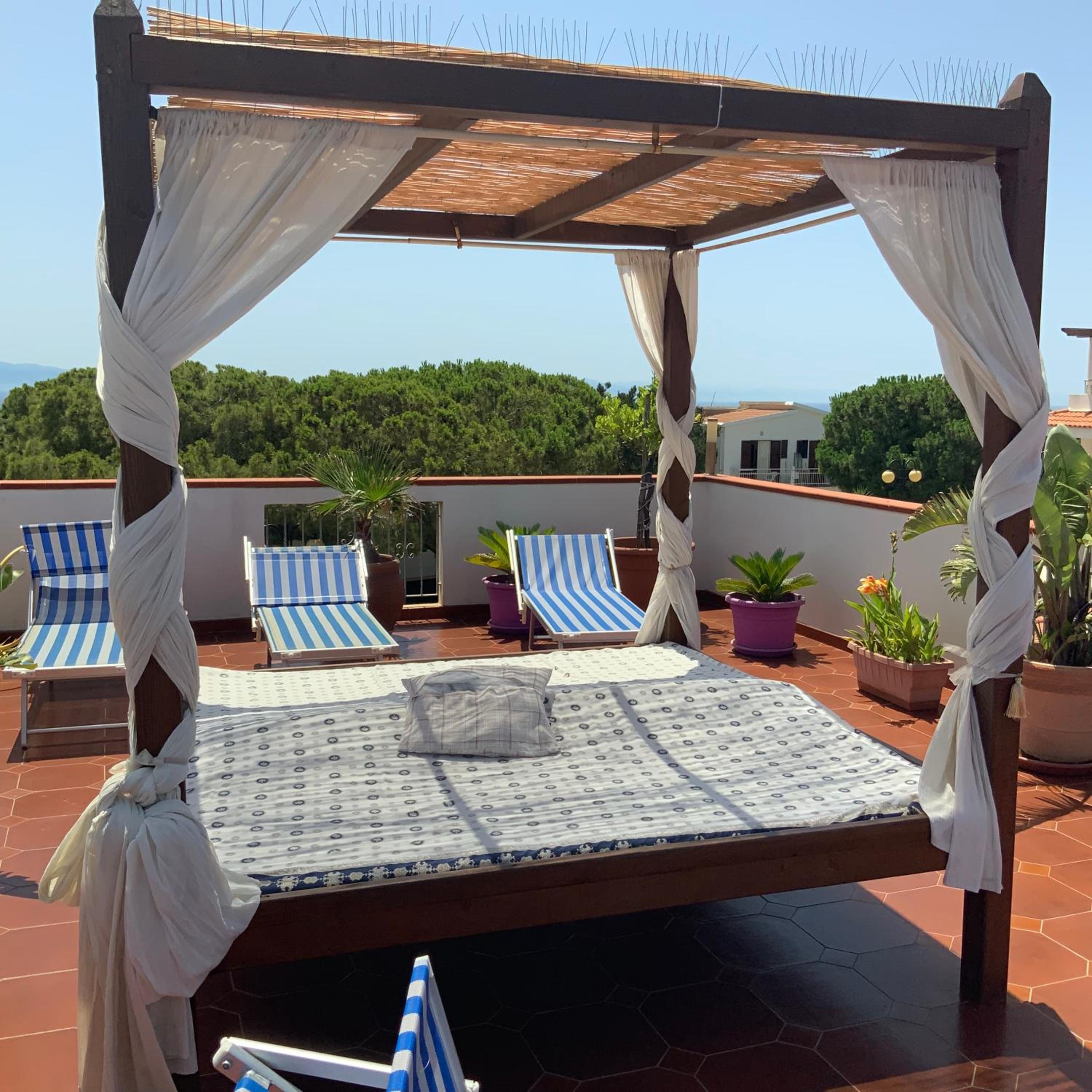Apartment with Sea View - Photo 42