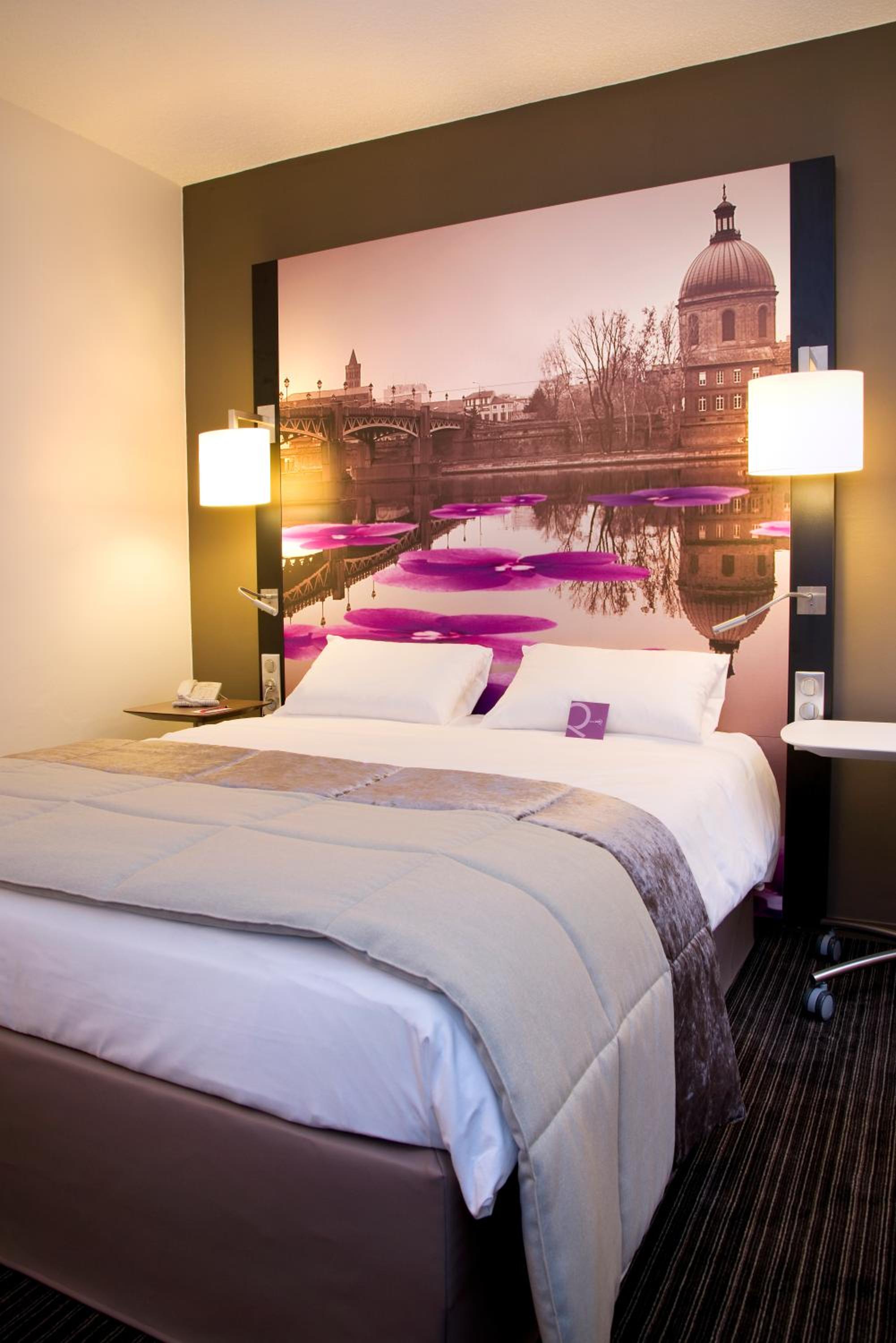 Standard Double Room - Photo 2