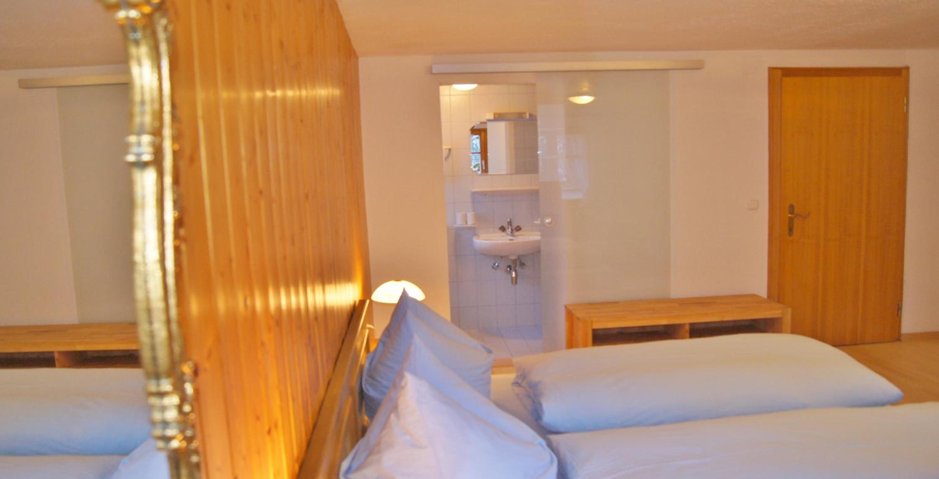 Standard Double Room photo 3