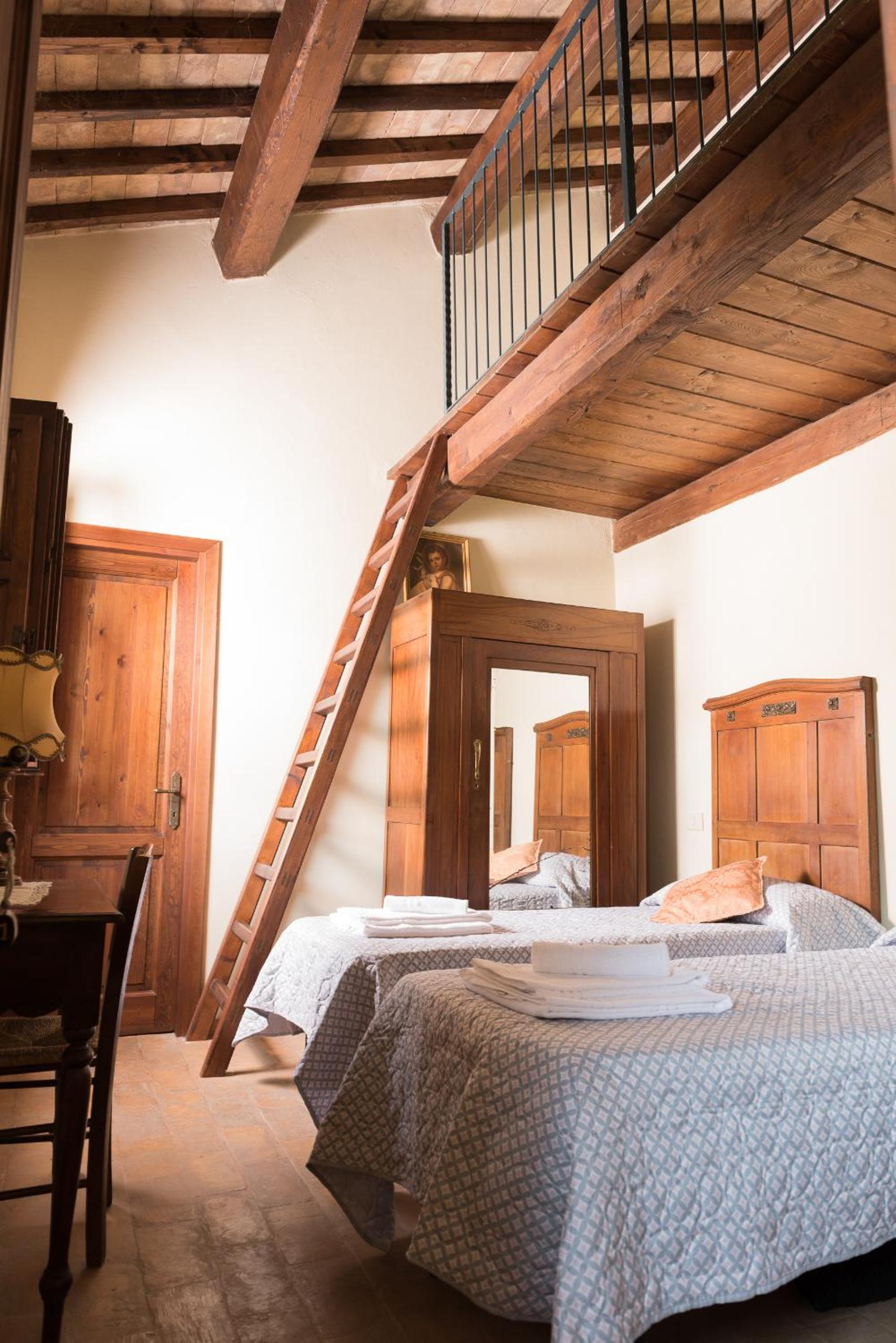 Triple Room