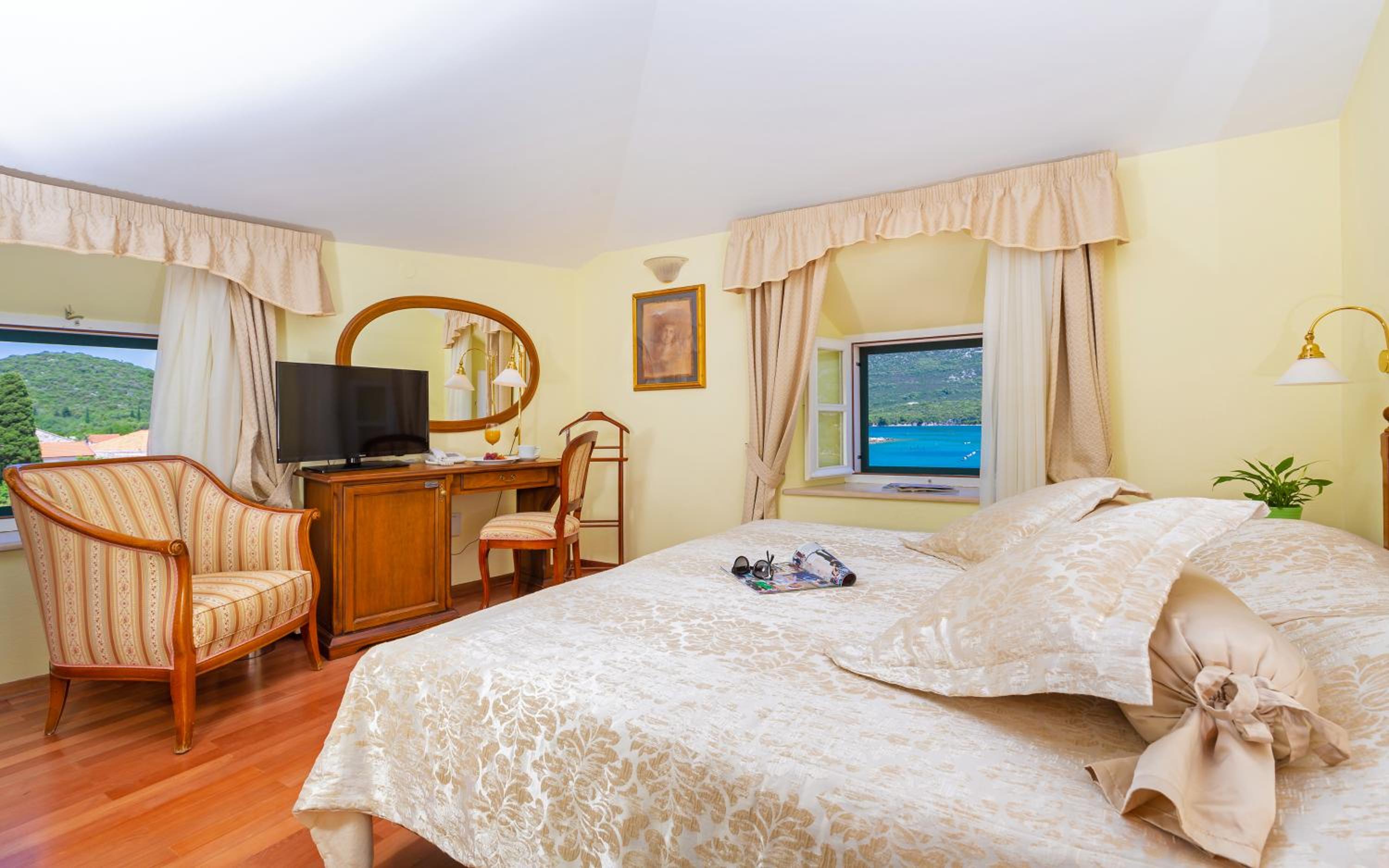 Double Room with Sea View photo 1
