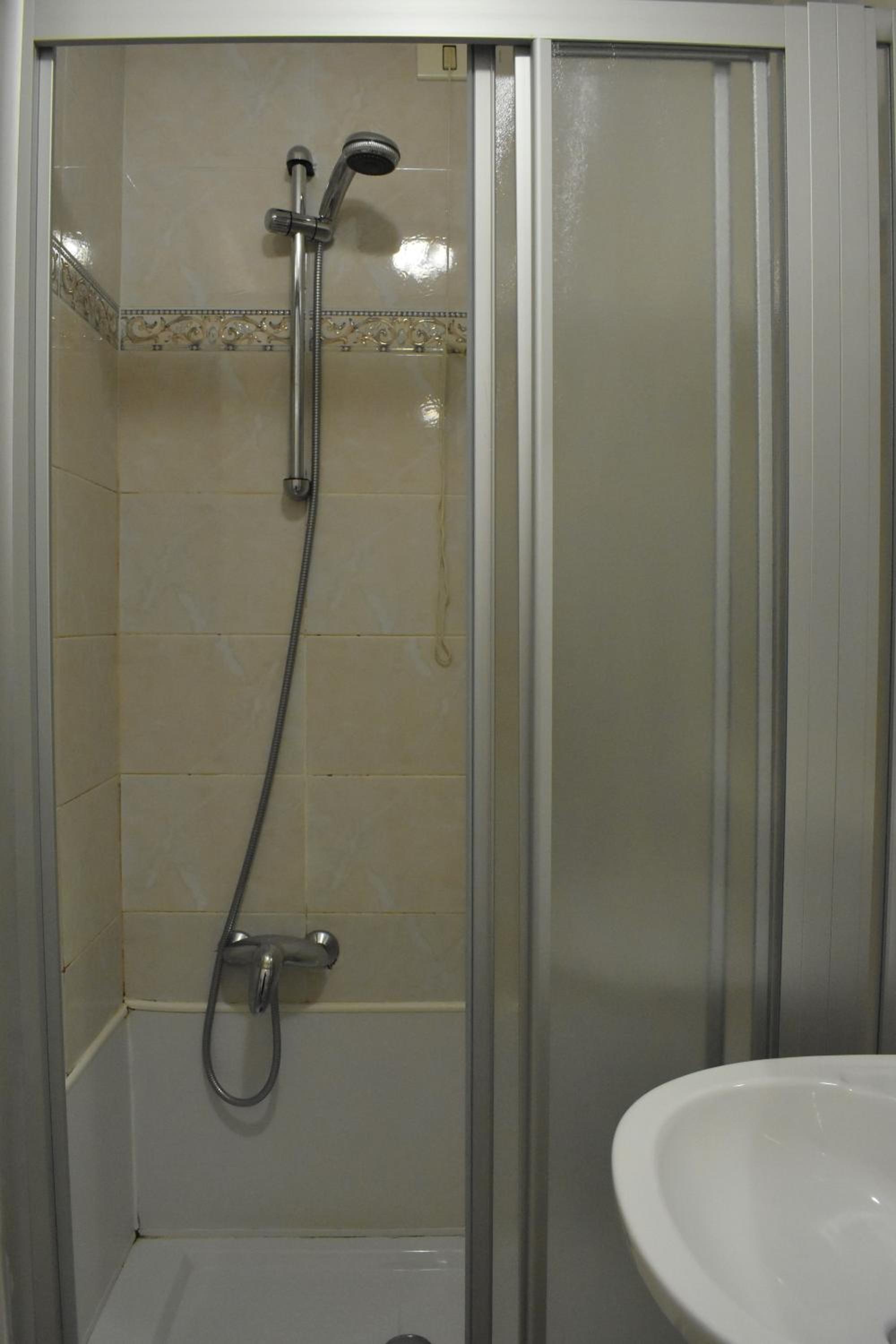 Classic Triple Room photo 2