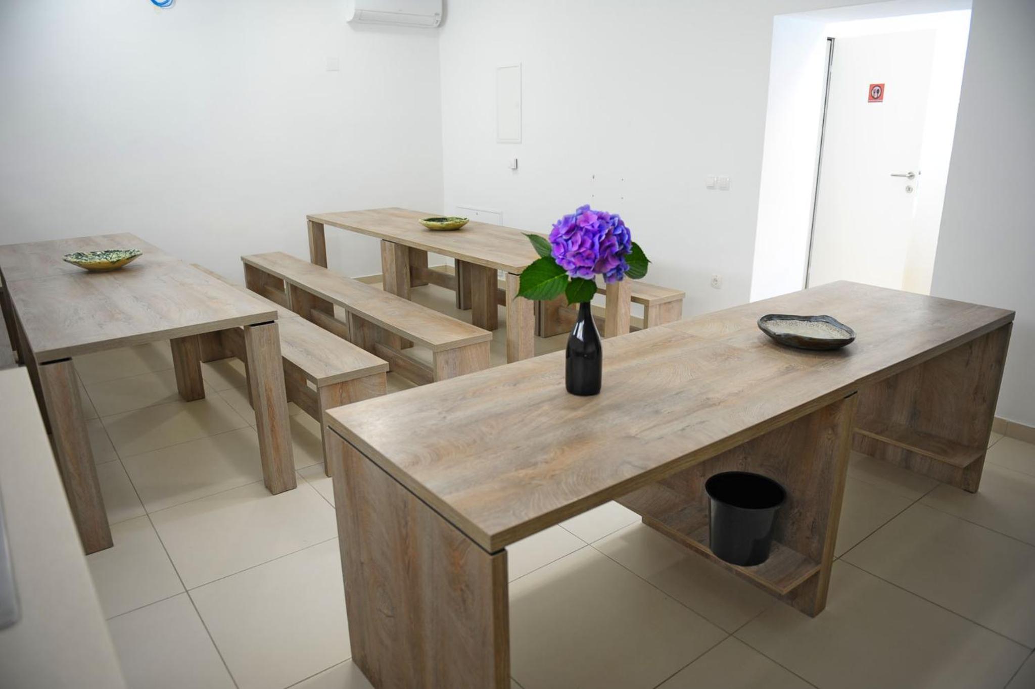 Double Room with Private Bathroom - Photo 2