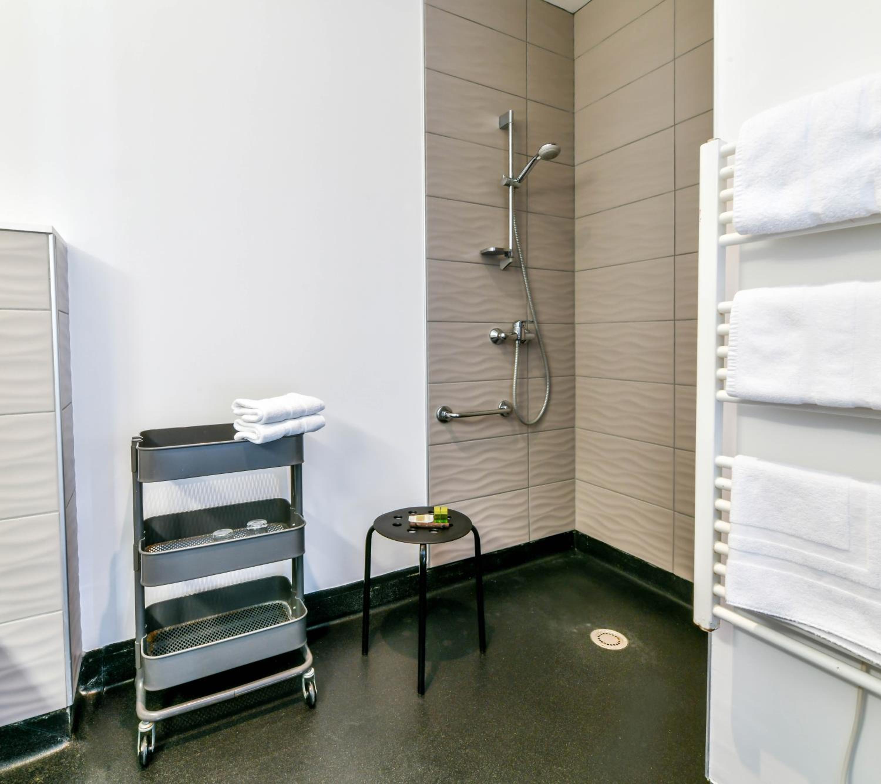 Double Room - Photo 15
